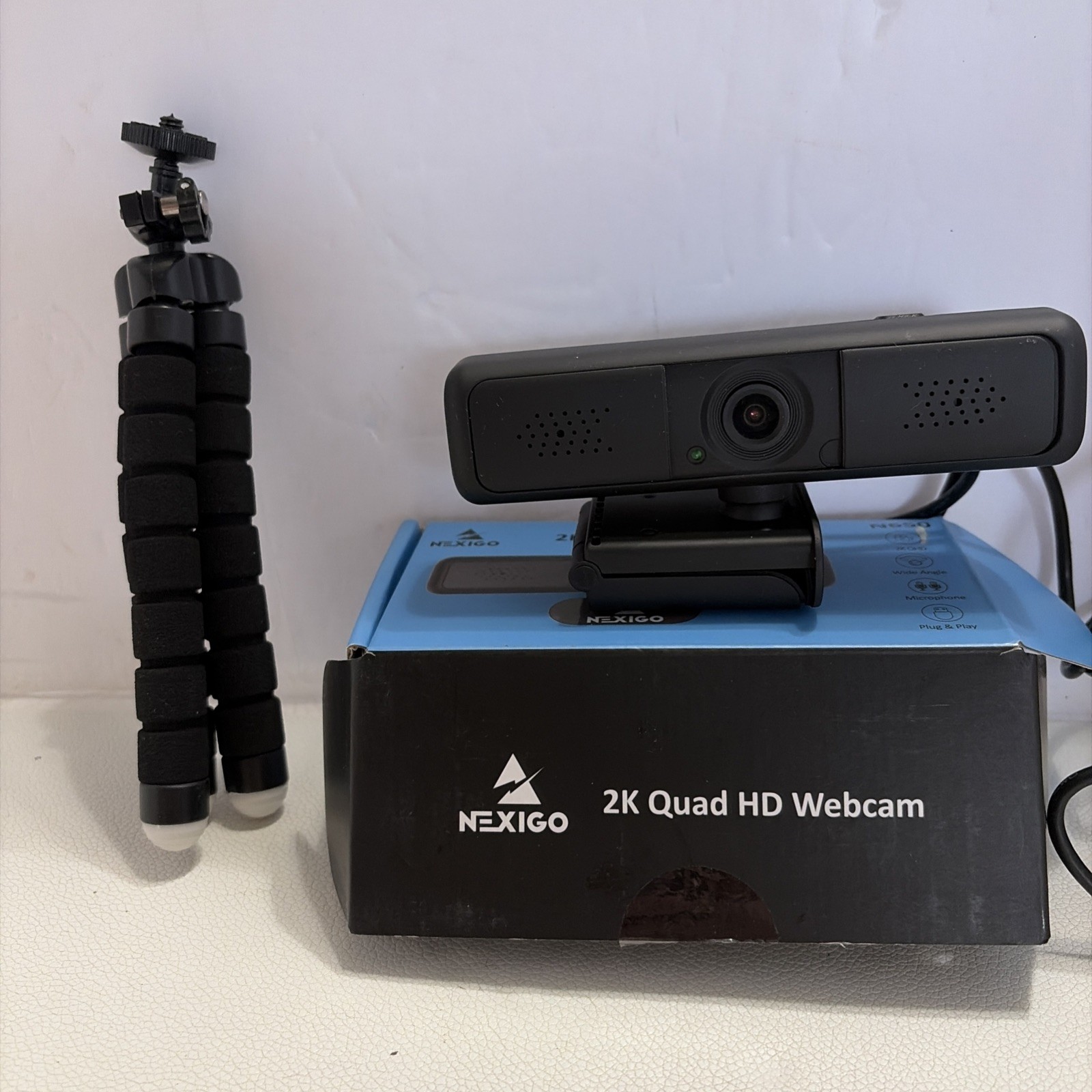 Nexigo N650 2K Webcam w/ Mic USB HD Camera + Mini Tripod