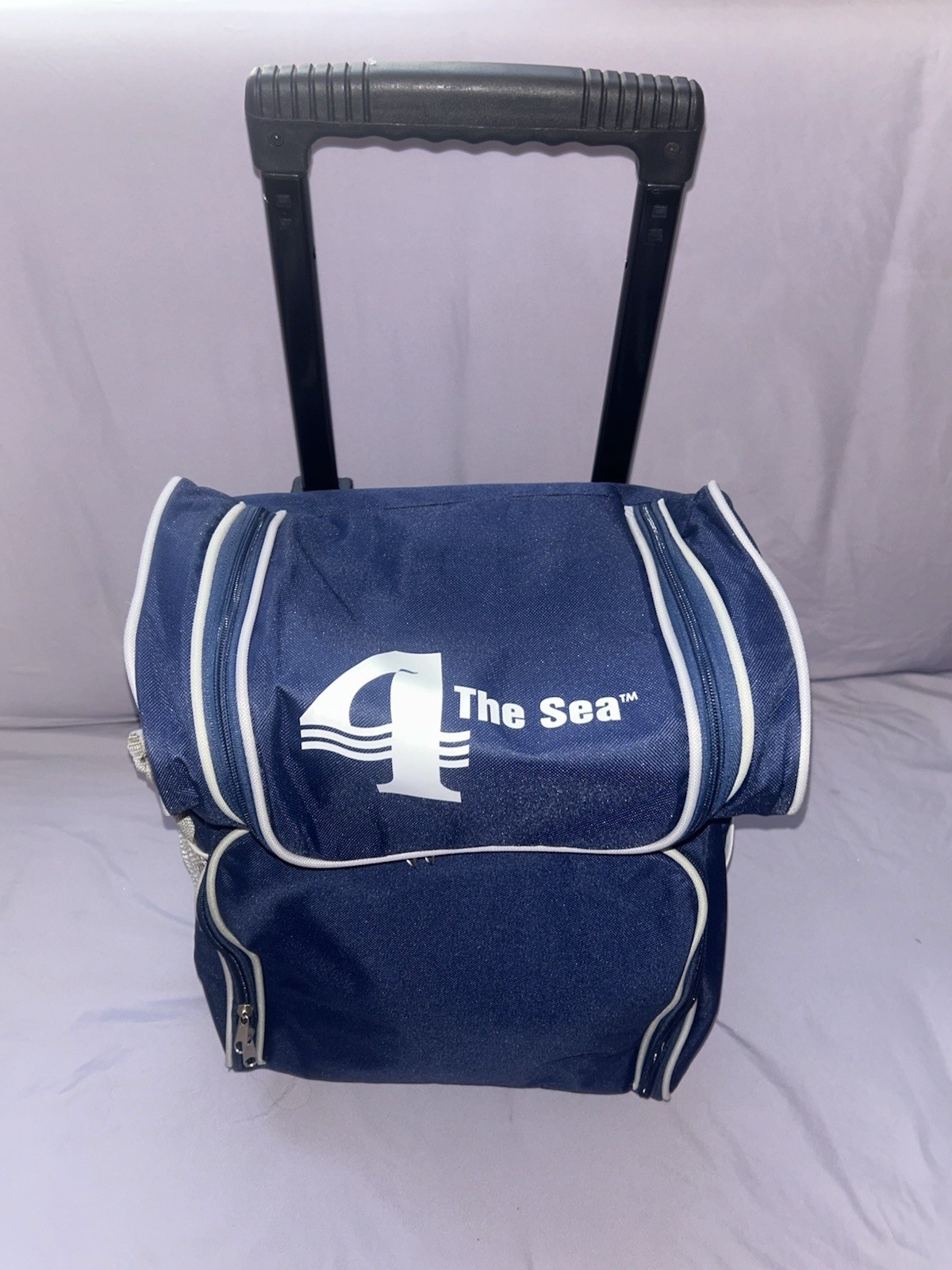 Picnic Cooler On Wheel