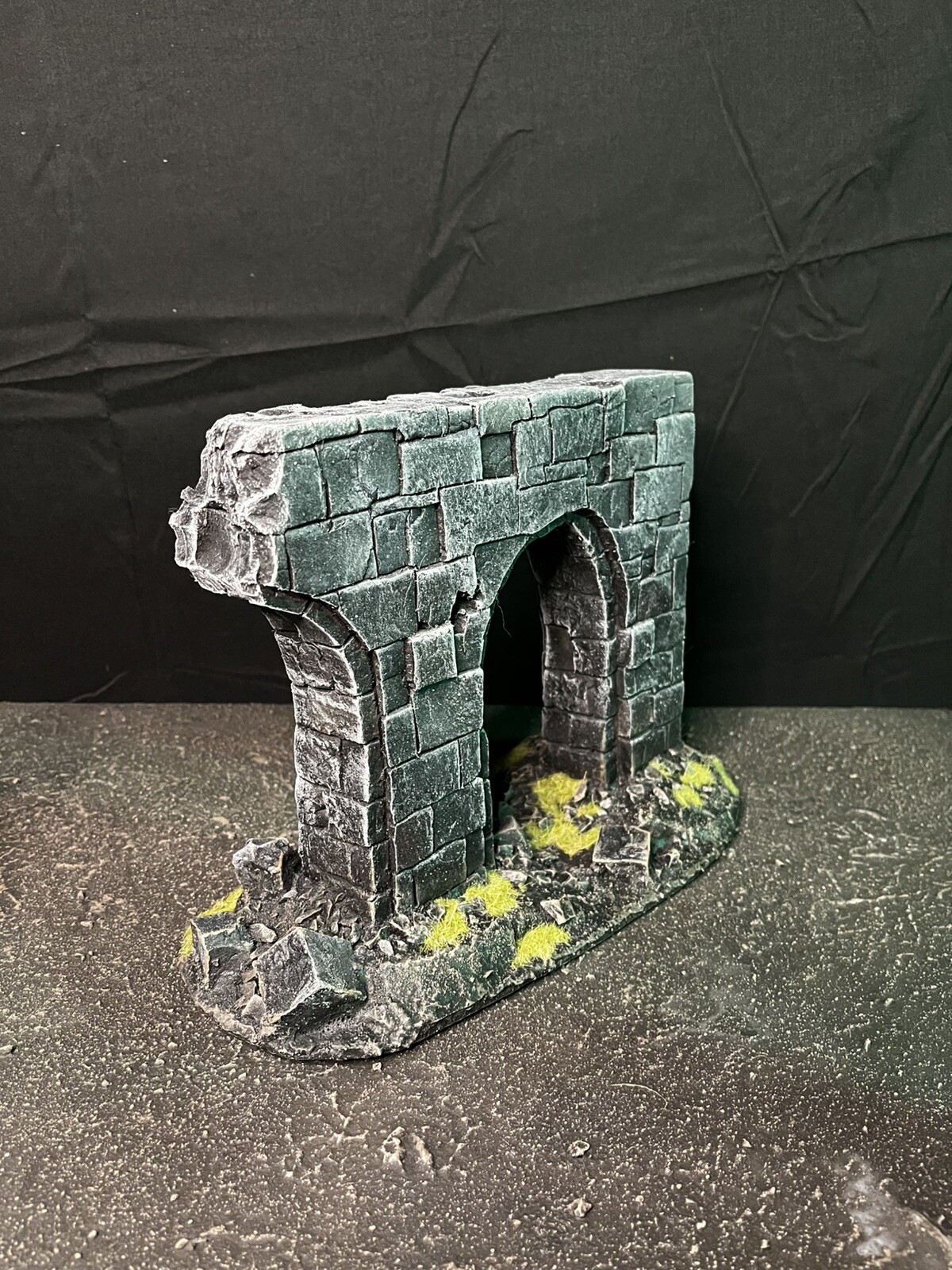 Wargaming Set Of ancient Ruins Warhammer 40k Compatible 28mm fully painted