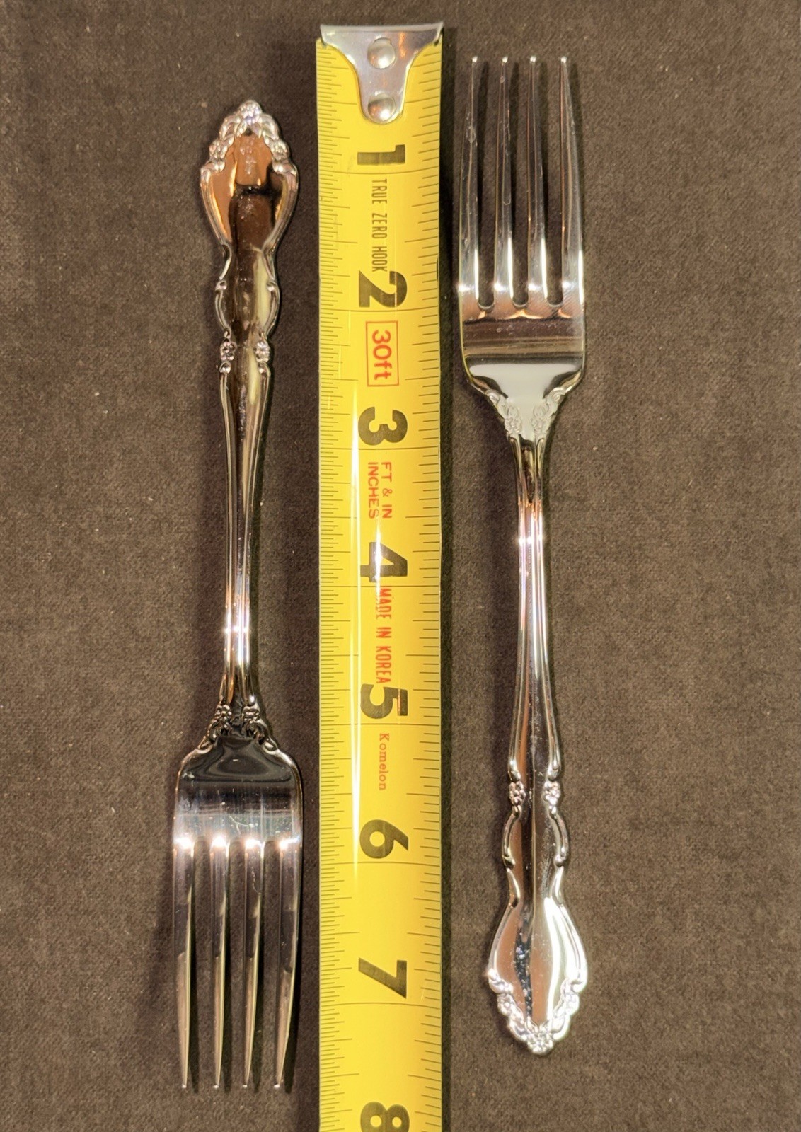 Oneida Dover Cube Set of 4 Dinner Forks Heirloom Stainless Flatware