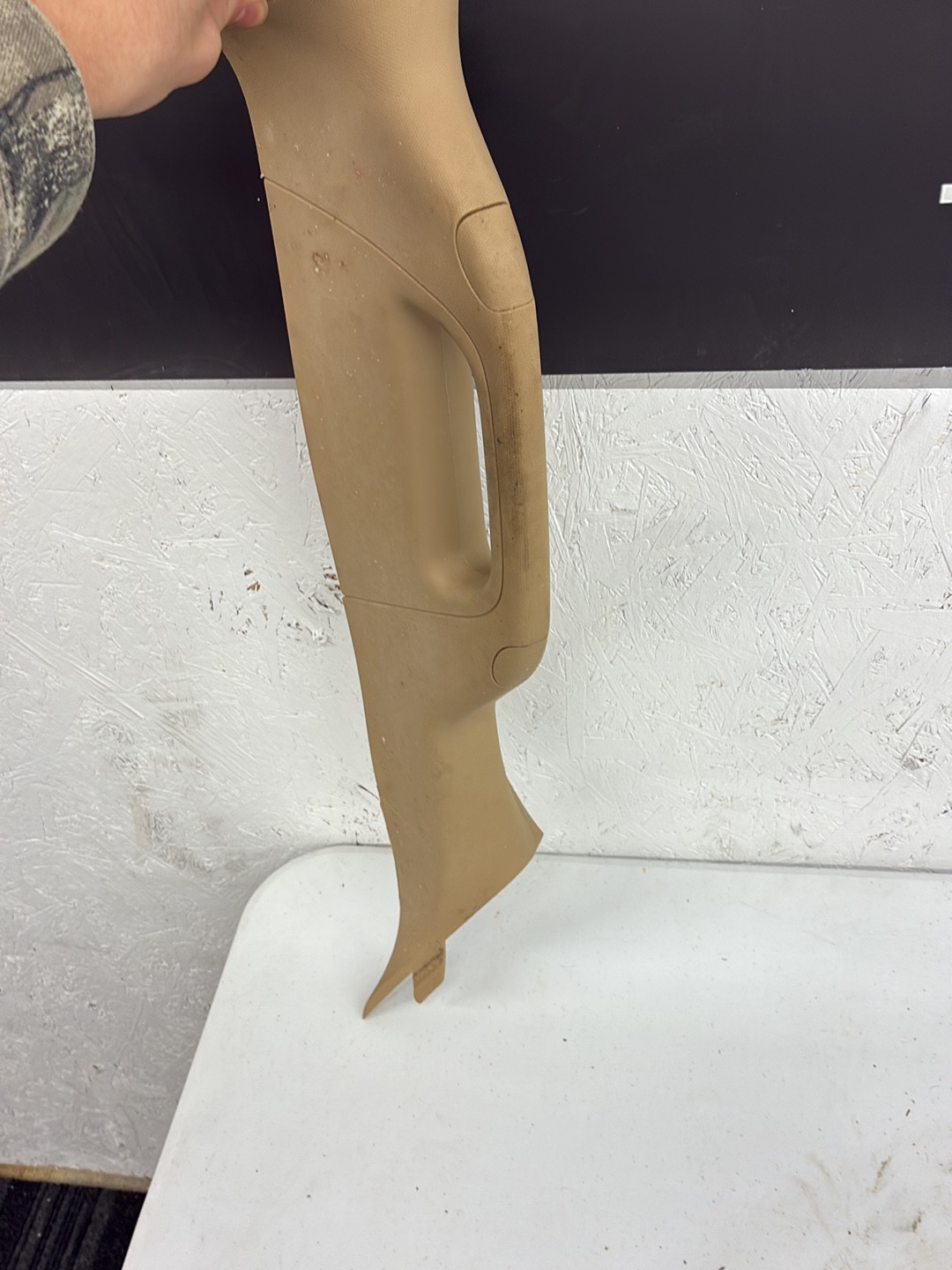 2012 Ford F-250 Pickup Left A Pillar