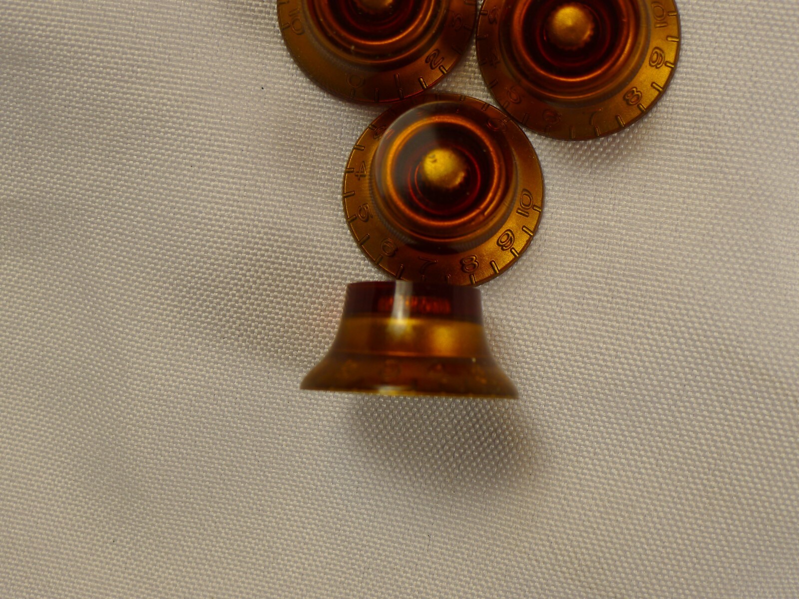 4 pieces Genuine Epiphone Bell Hat Speed Knobs Amber
