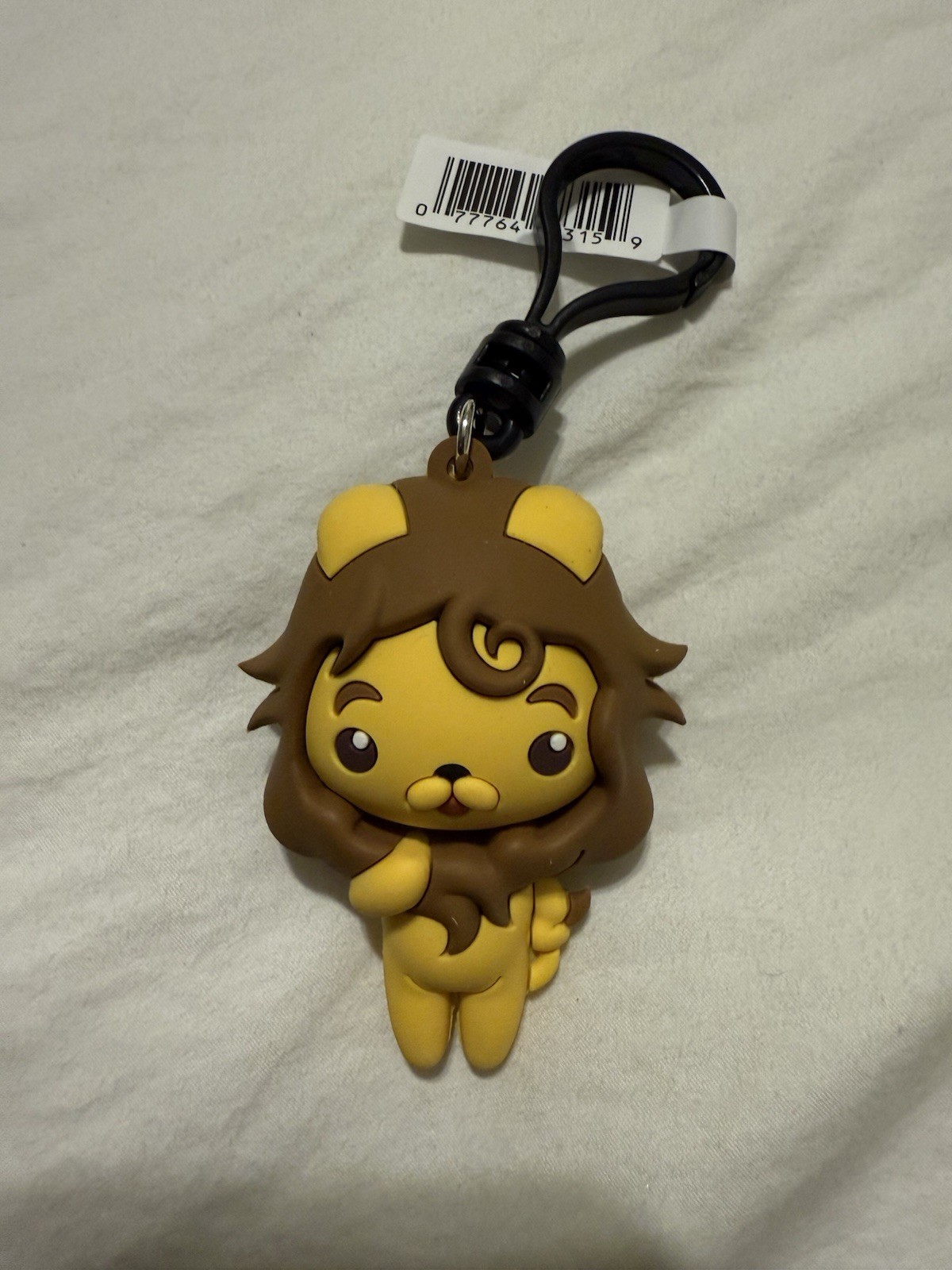 Wizard of Oz NEW * Cowardly Lion Clip * Blind Bag Movie Monogram Keychain