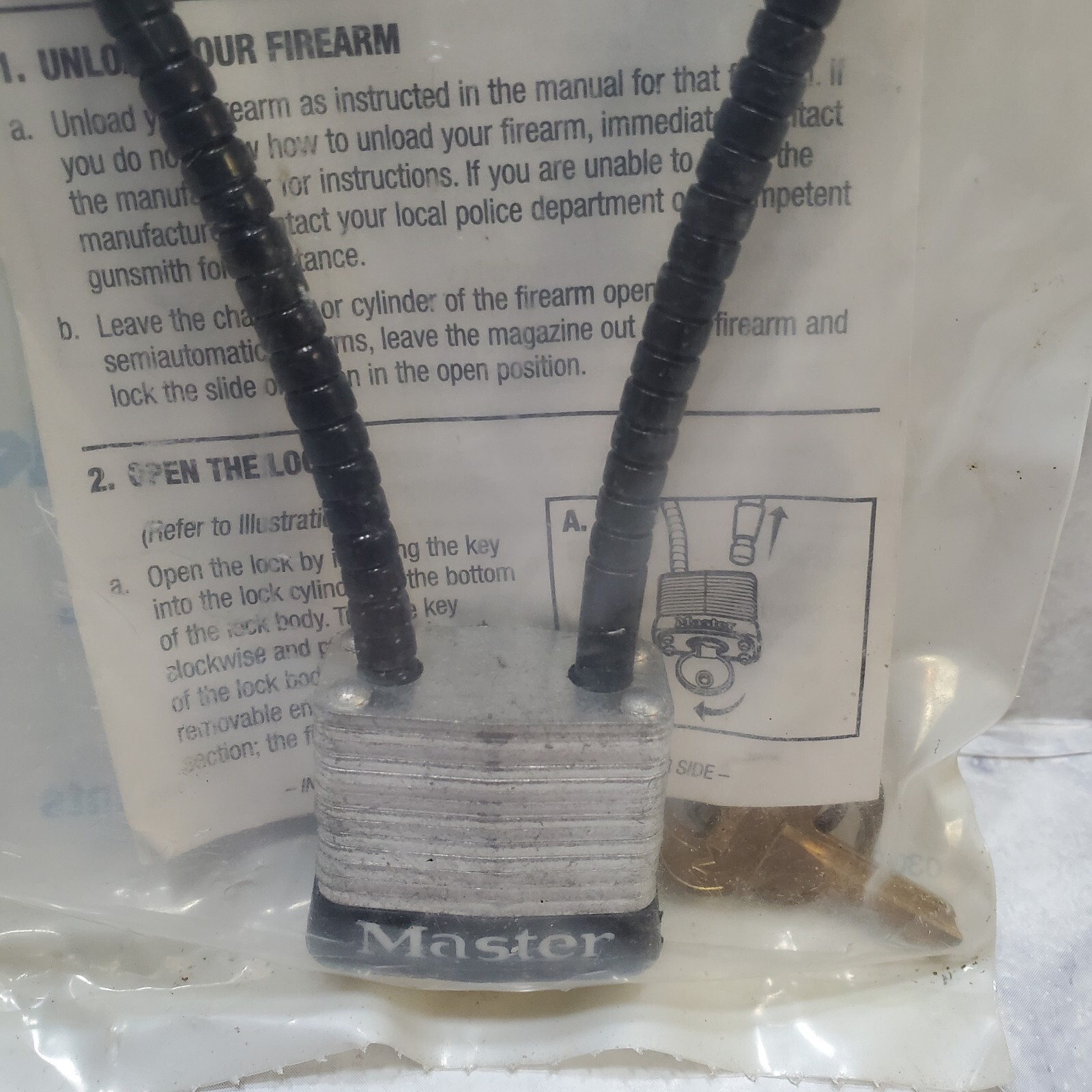 Master Lock #107 Gun Lock Vinyl Coated Cable Strap Keys 11" Total Length