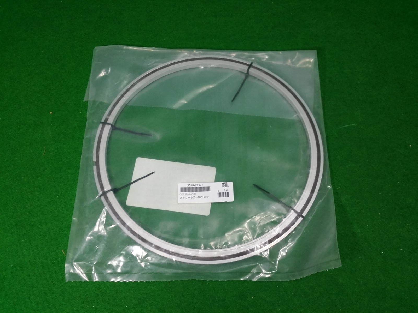 AMAT 3700-02321 SEAL CTR RING ASSY ISO250 W/VITON , NEW
