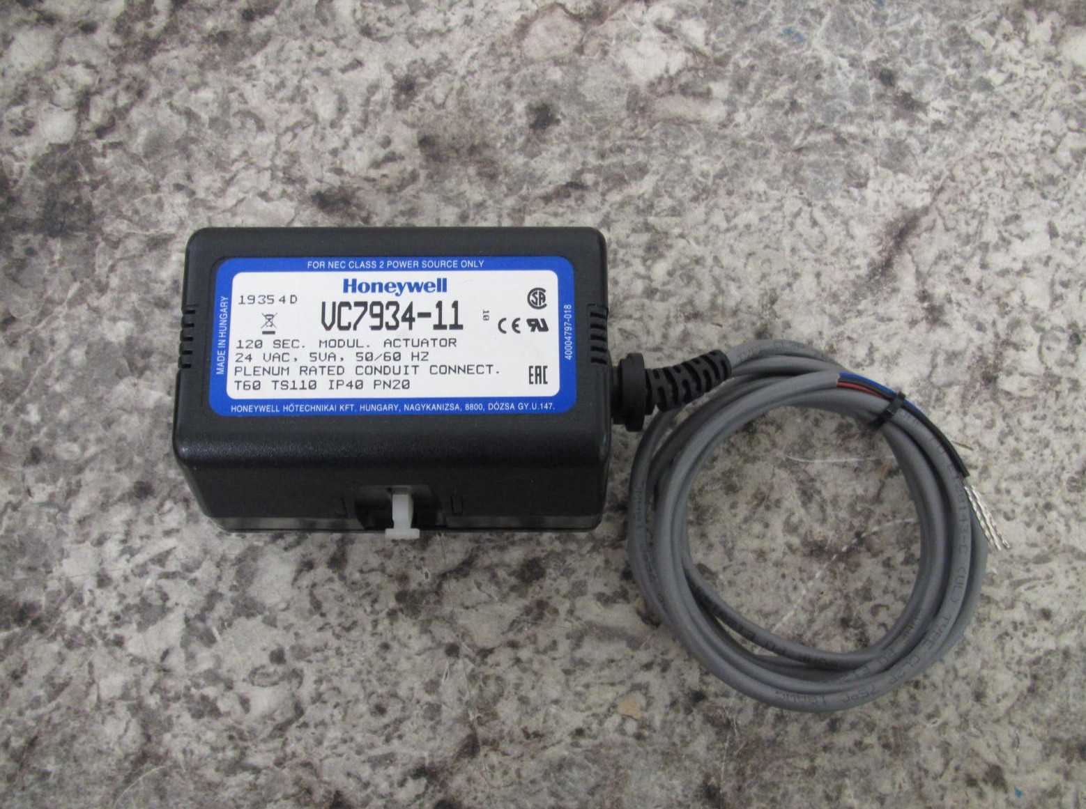Honeywell VC7934-11 24V 5VA 120 Sec Modulating Actuator Used Free Shipping