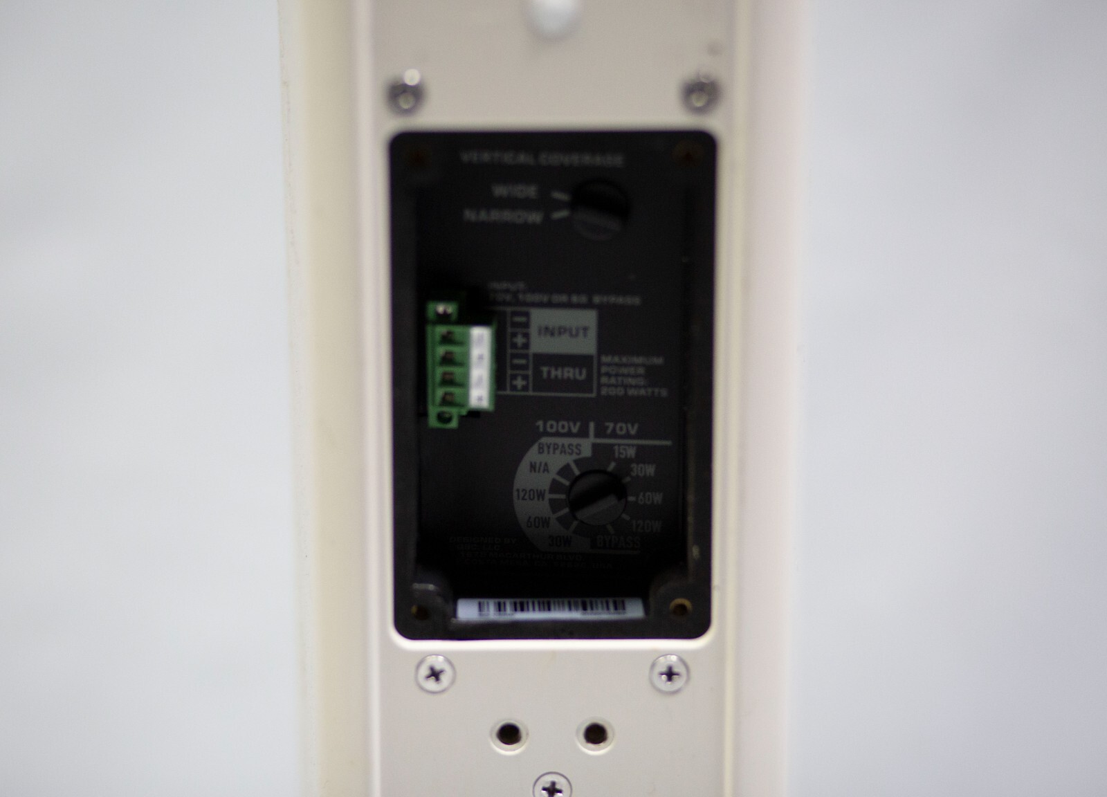 QSC-AD-S162T-W Column Speaker