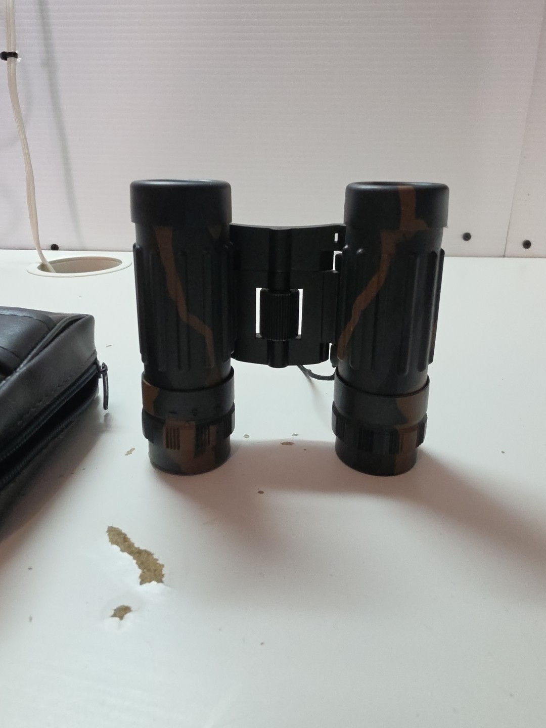Tasco 8x21 Compact Binoculars Camouflage Folding Center Focus 165BCR with Case
