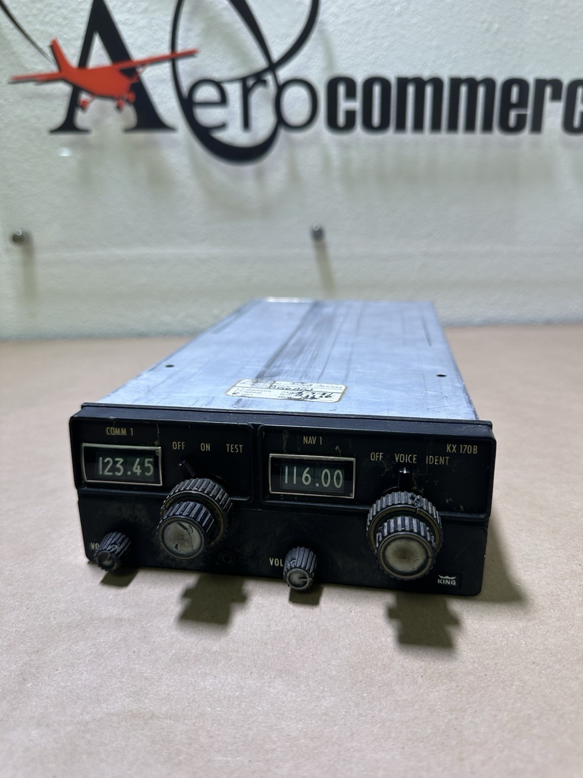 King KX170B NAV/COMM Radio 14V 069-1020-00 (9005)