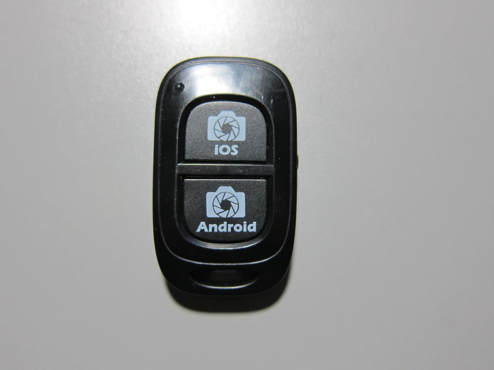 UBeesize Bluetooth Camera Remote Shutter iOS , Android
