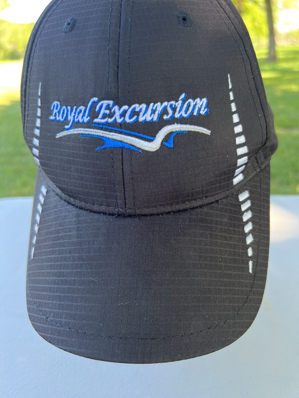 Royal Excursion Hat/Cap Black Lightweight Nylon Capamericagolf brand Adj. EUC