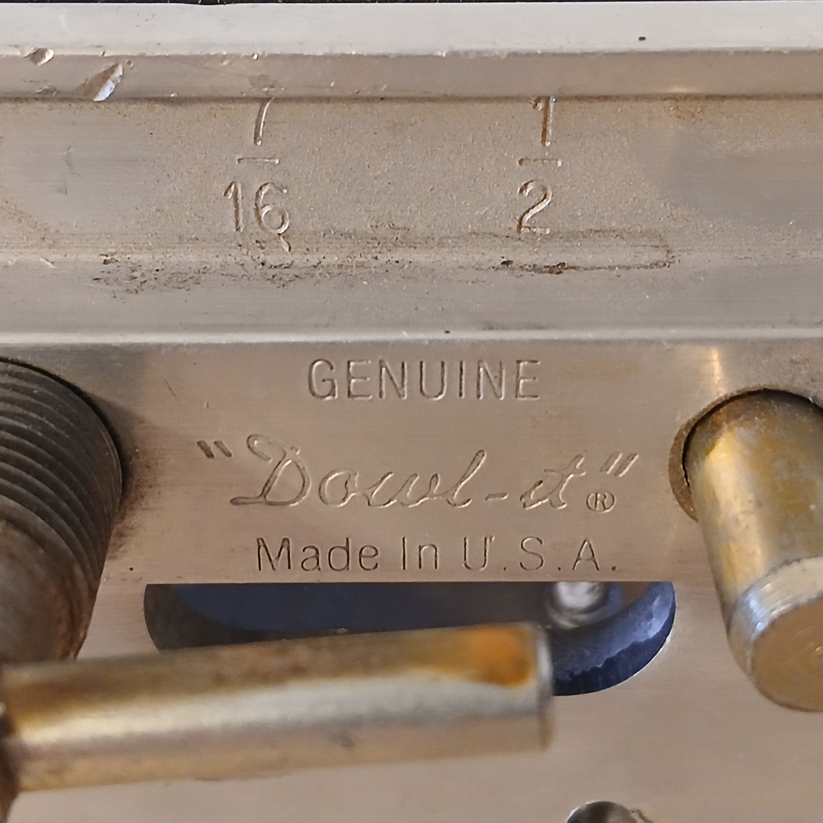Dowl-it Self Centering Dowel Pin Drill Guide Vise Model 1000 Made U.S.A.