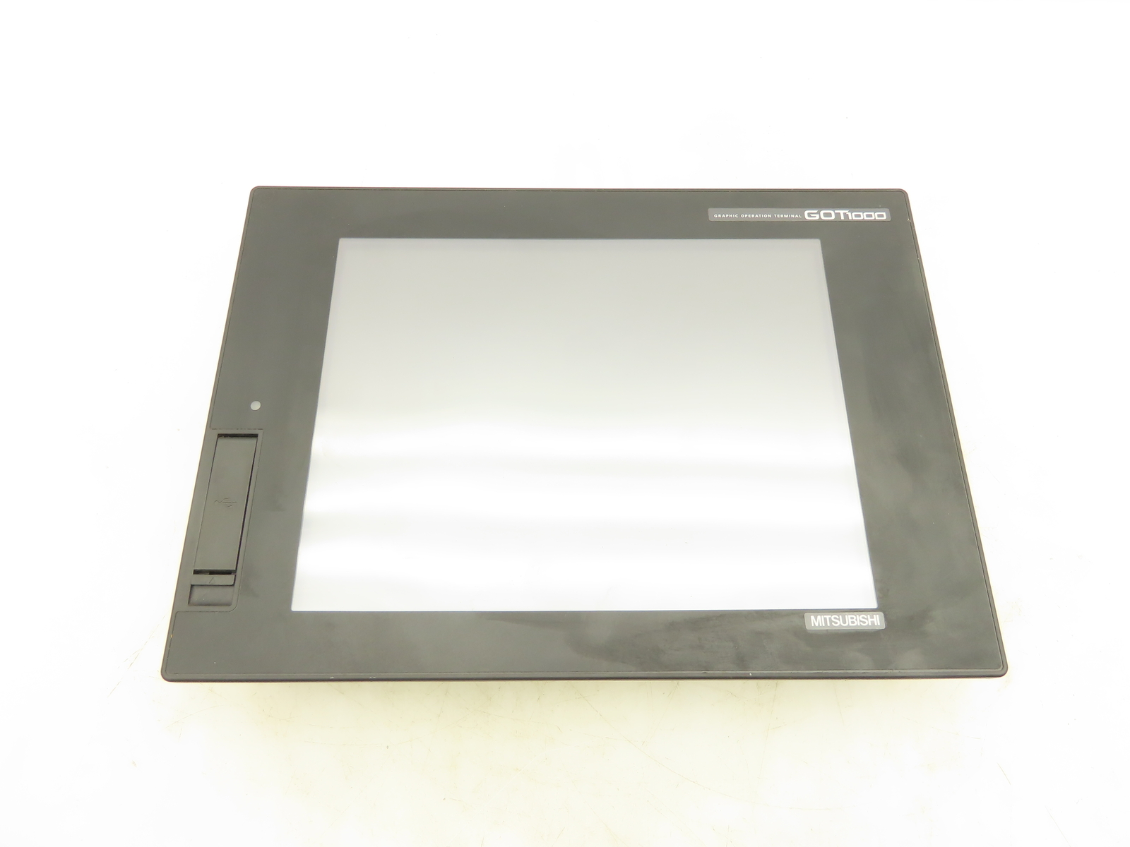 Mitsubishi GT1675M-VTBA GOT1000 Graphic Operator Control Panel 10.4" Touchscreen