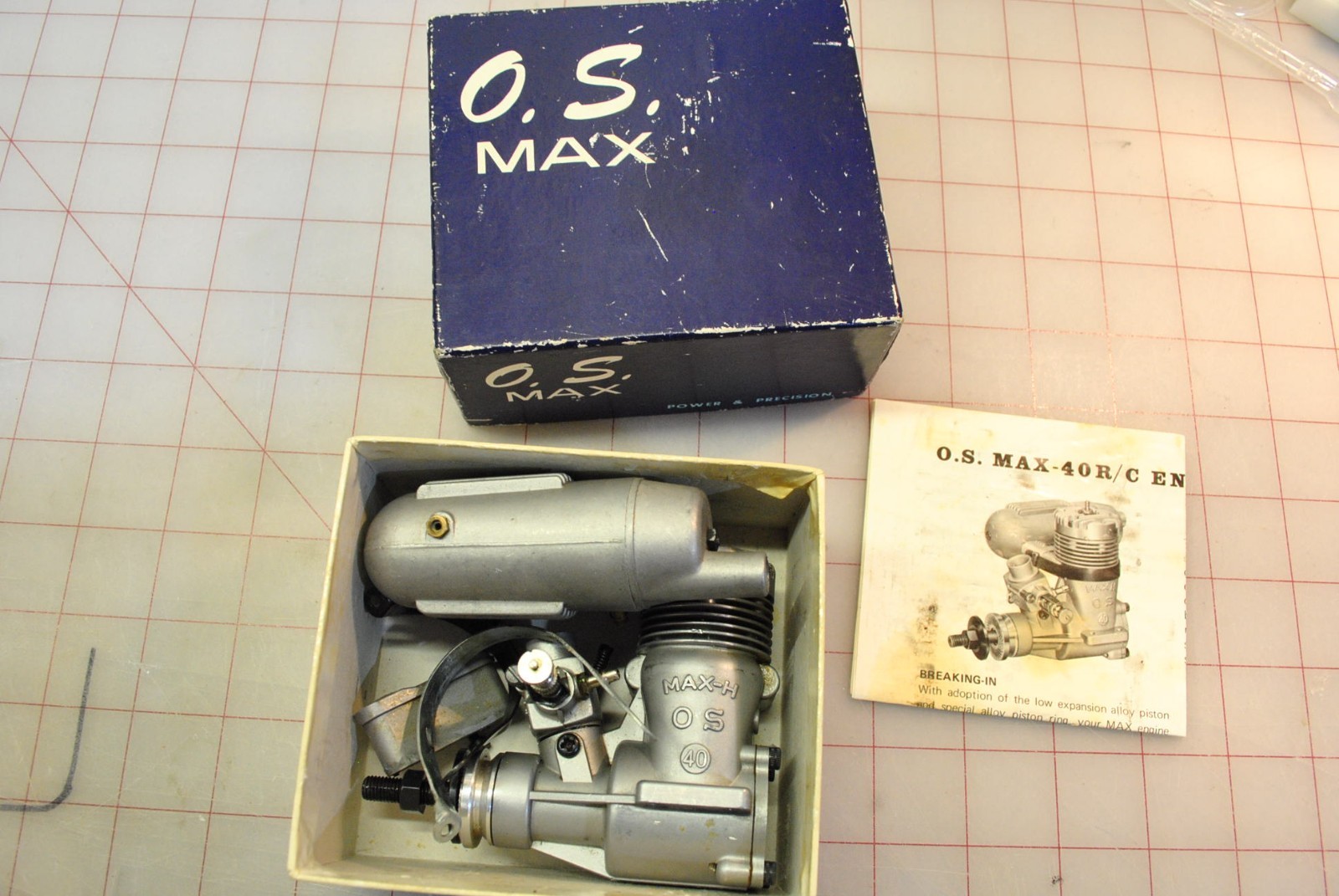 O.S. Max-H .40 RC Airplane Engine w/ Muffler, Box, Nice!