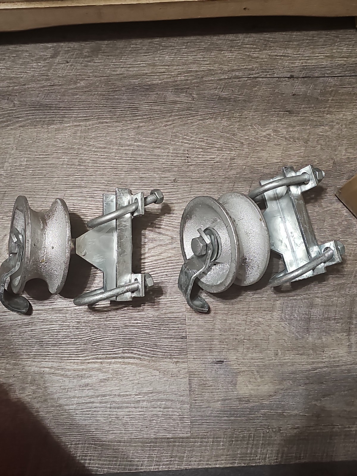 Sliding Gate Rollers Galvanized Steel Rolling Gate Hardware Kit for 2" (1-7/8")