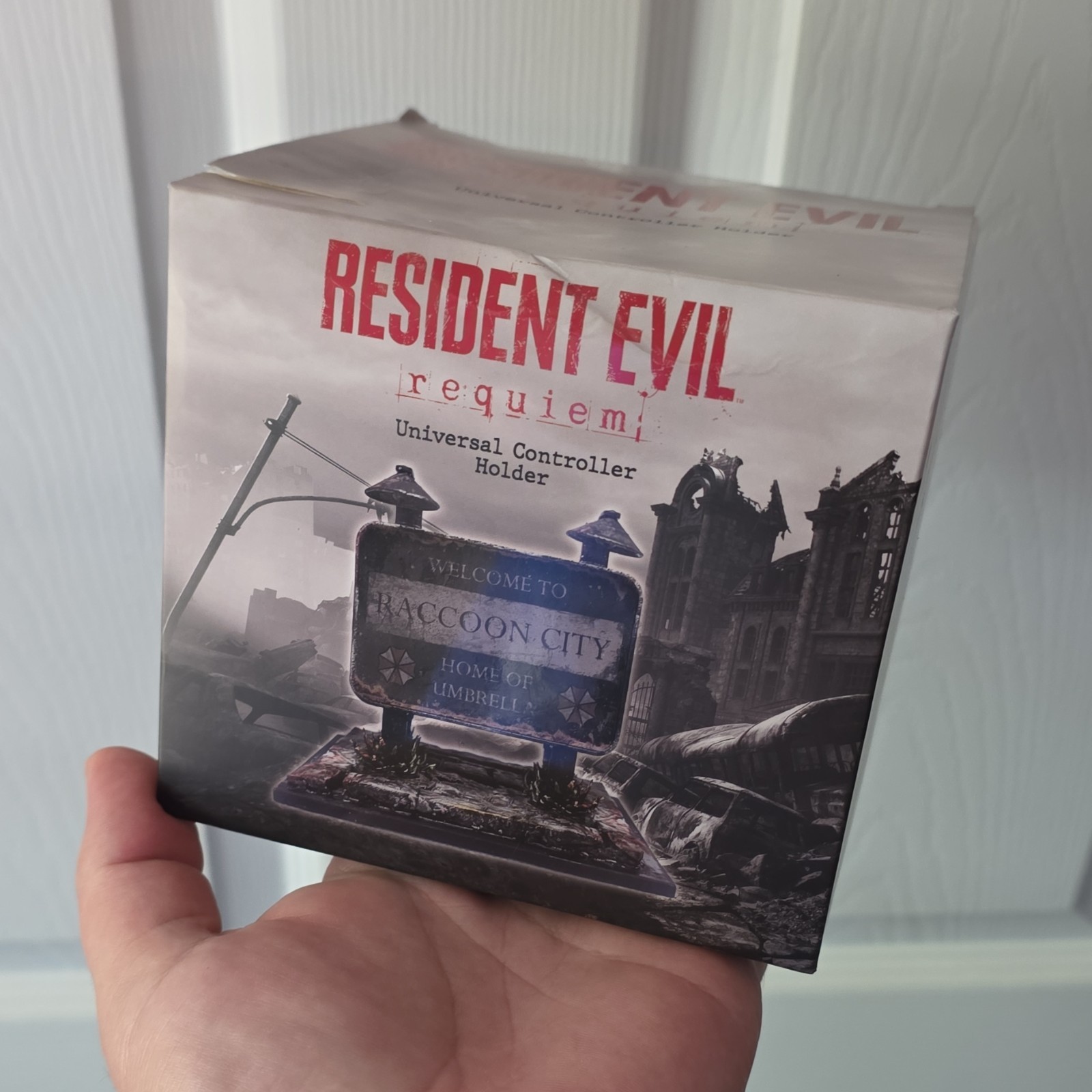 Capcom Resident Evil Requiem Universal Controller Holder Multicolor MPN 434706