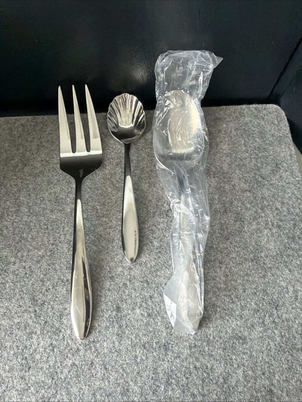 Oneida Taylor Stainless Flatware Heavy Duty Glossy “
