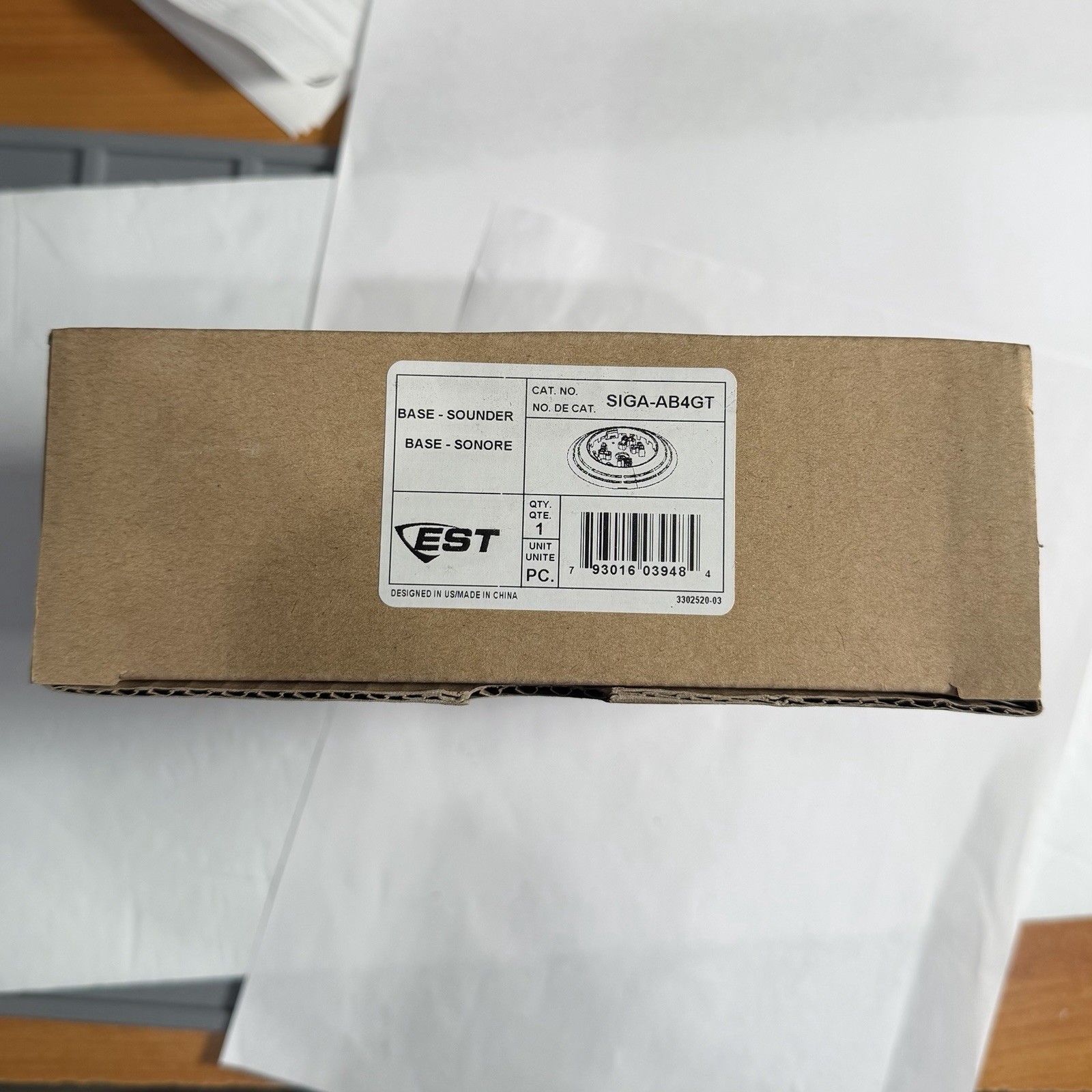 Brand New EDWARDS SIGA-AB4GT Sounder Base FREE SHIPPING