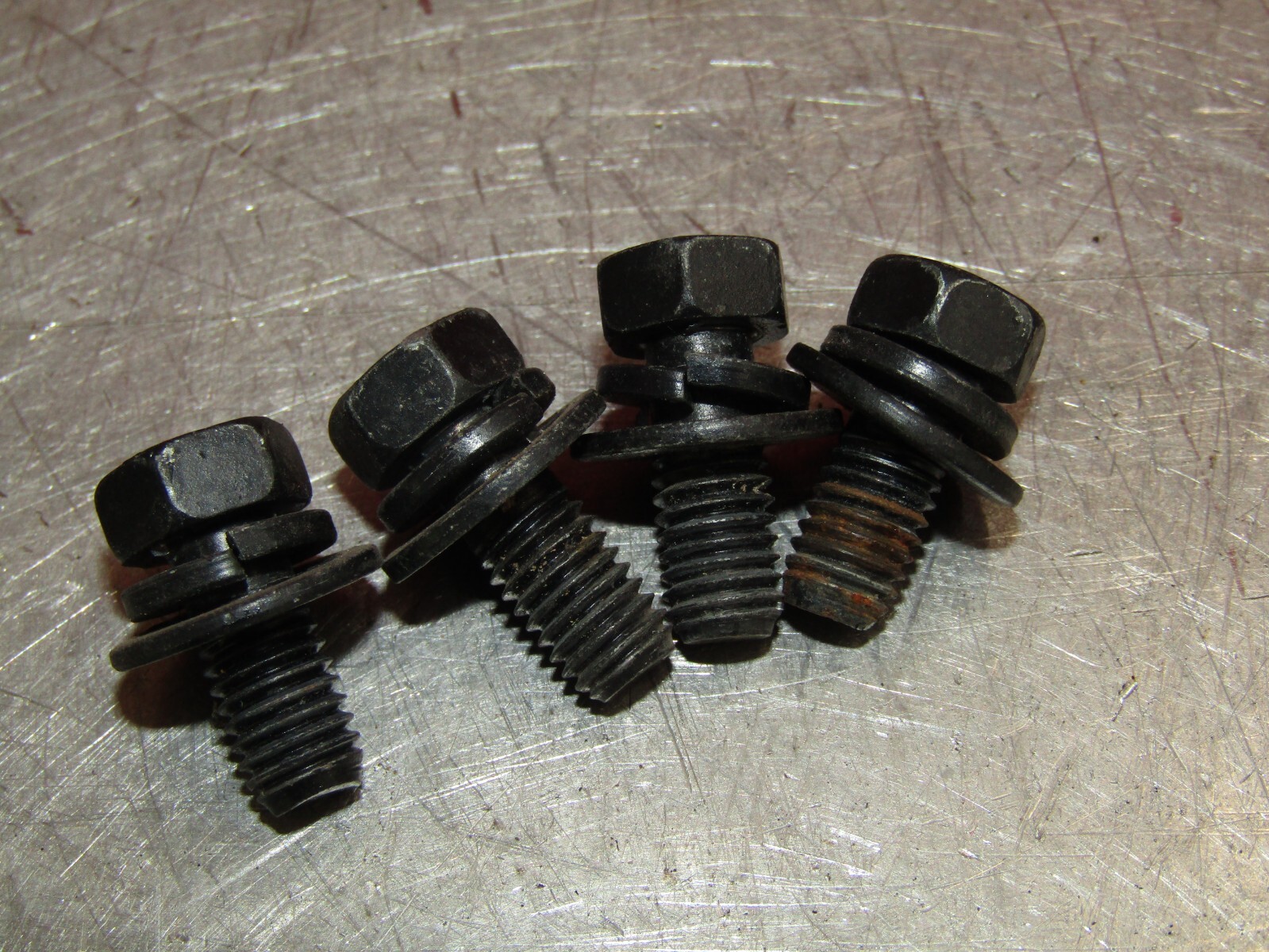 2009-2011 Kia Borrego 3.8L OEM battery tray bolt set 09 10 11