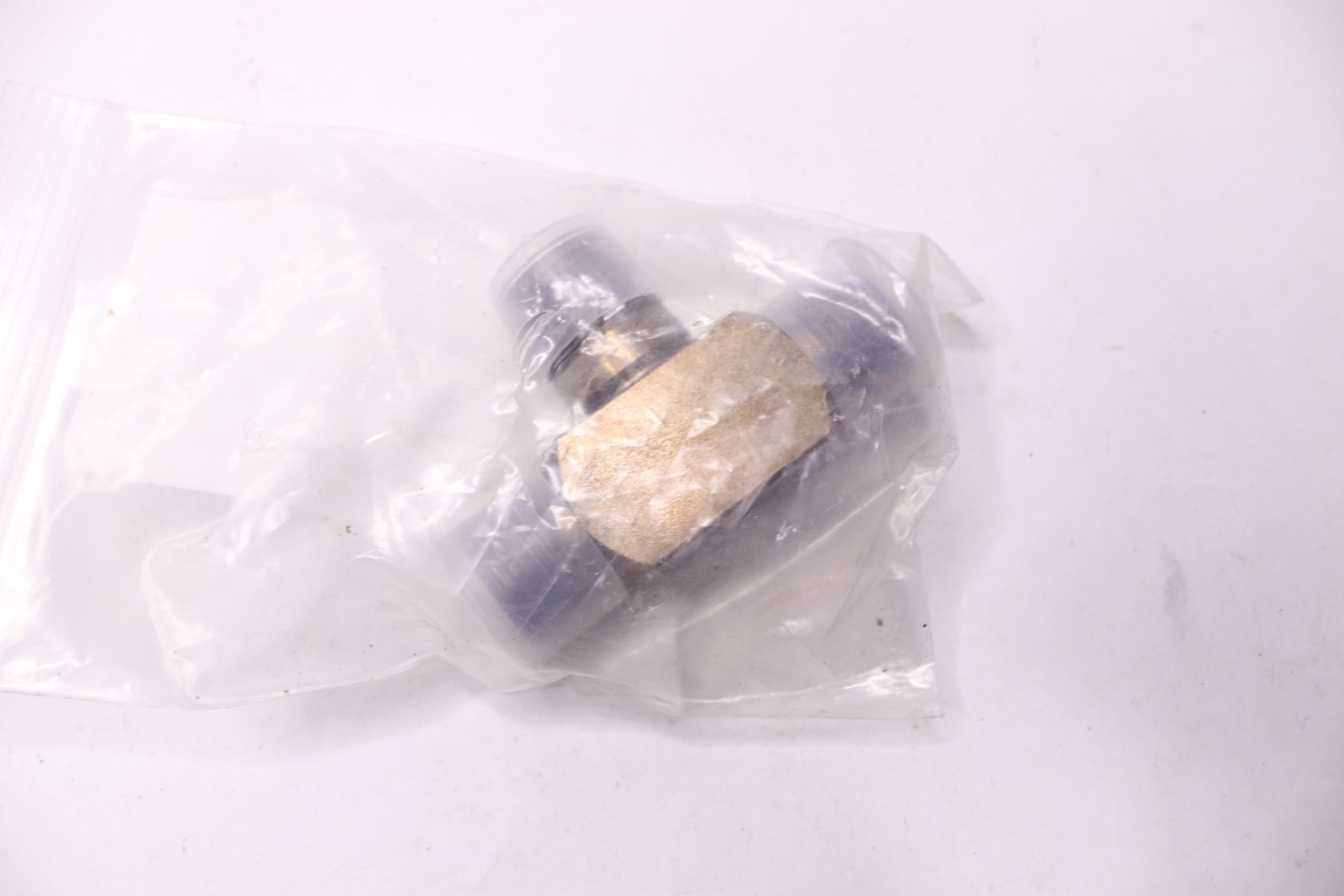 Henny Penny Fitting Tee Male 1/2" FP01-245