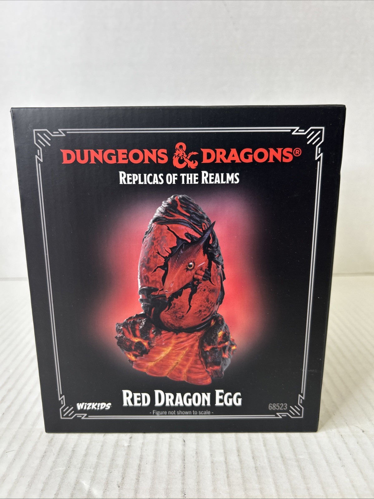 Dungeons & Dragons: Replicas of the Realms - Red Dragon Egg New F2