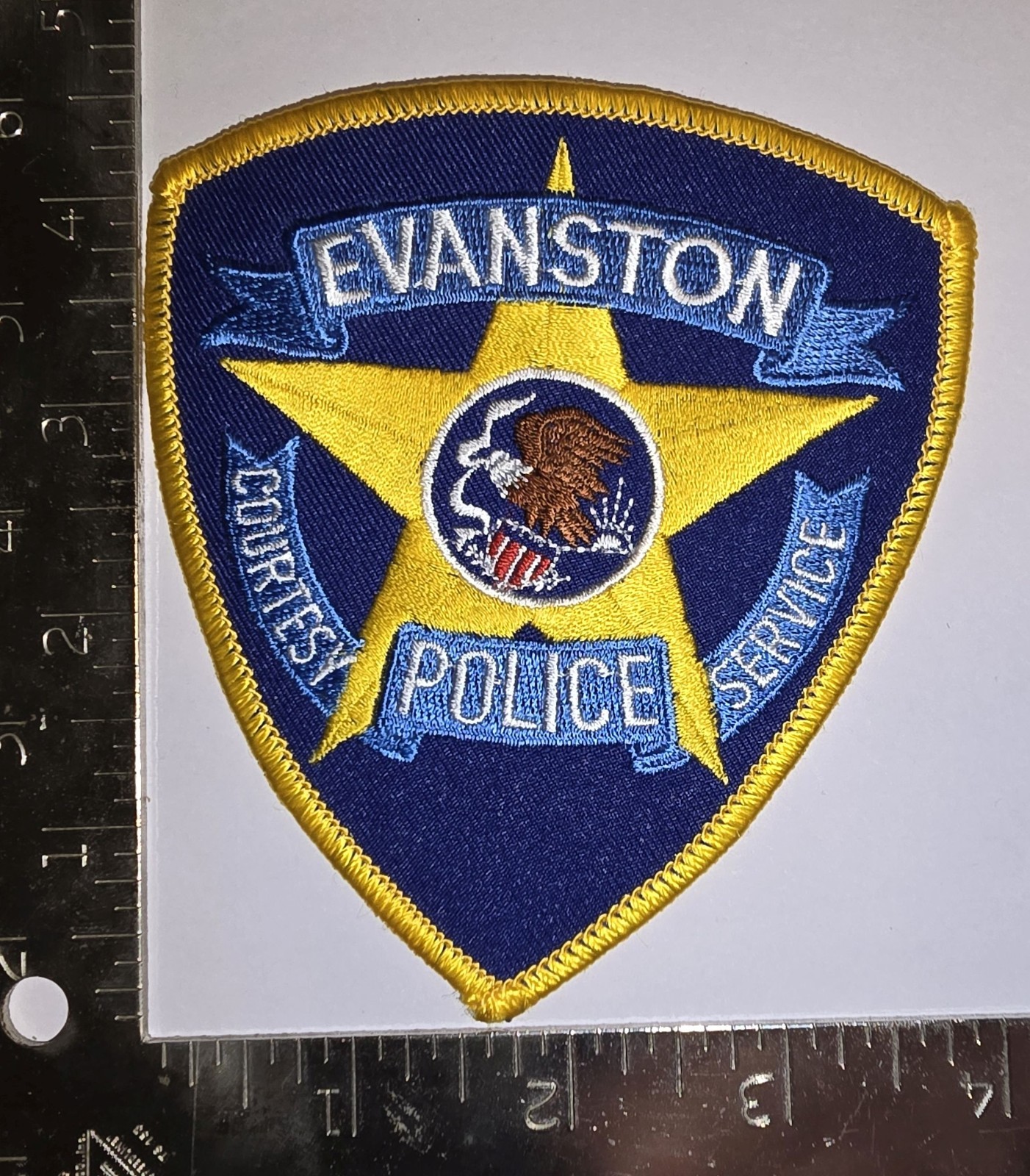 Evanston Police Patch – Courtesy Service Star Eagle Seal Blue Yellow Shield
