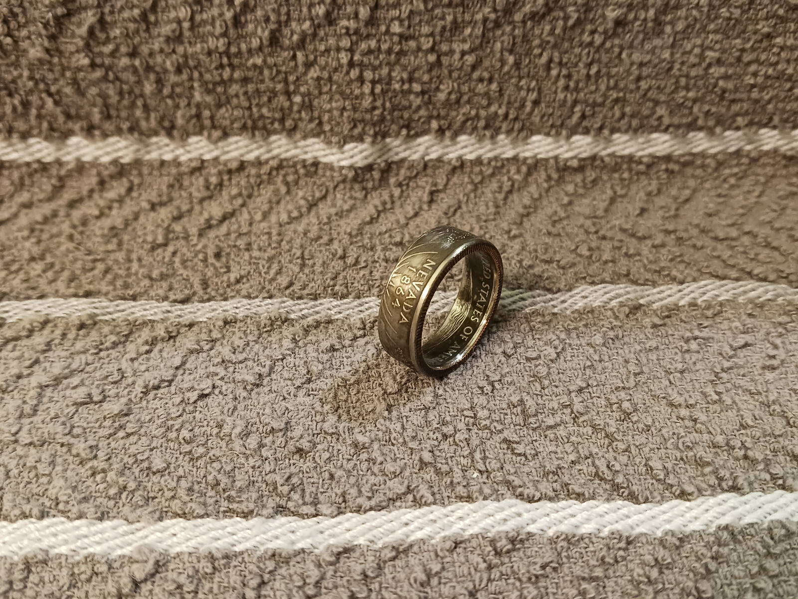 Nevada Handcrafted Washington Quarters coin ring, size 7 1/2  2006