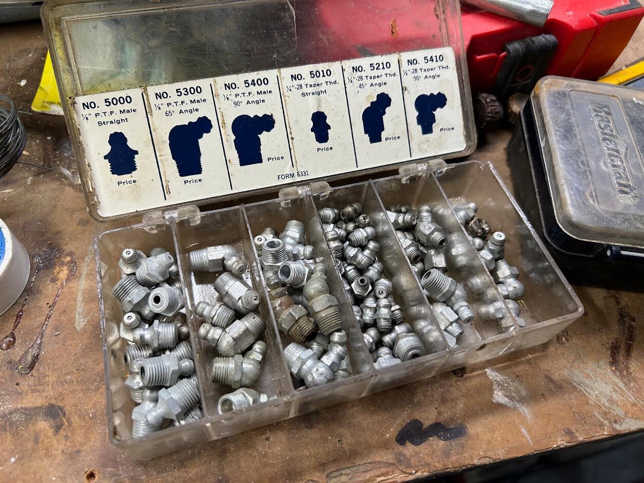 Vintage Lincoln 5469 Grease Fitting Kit,Fractional Assortment