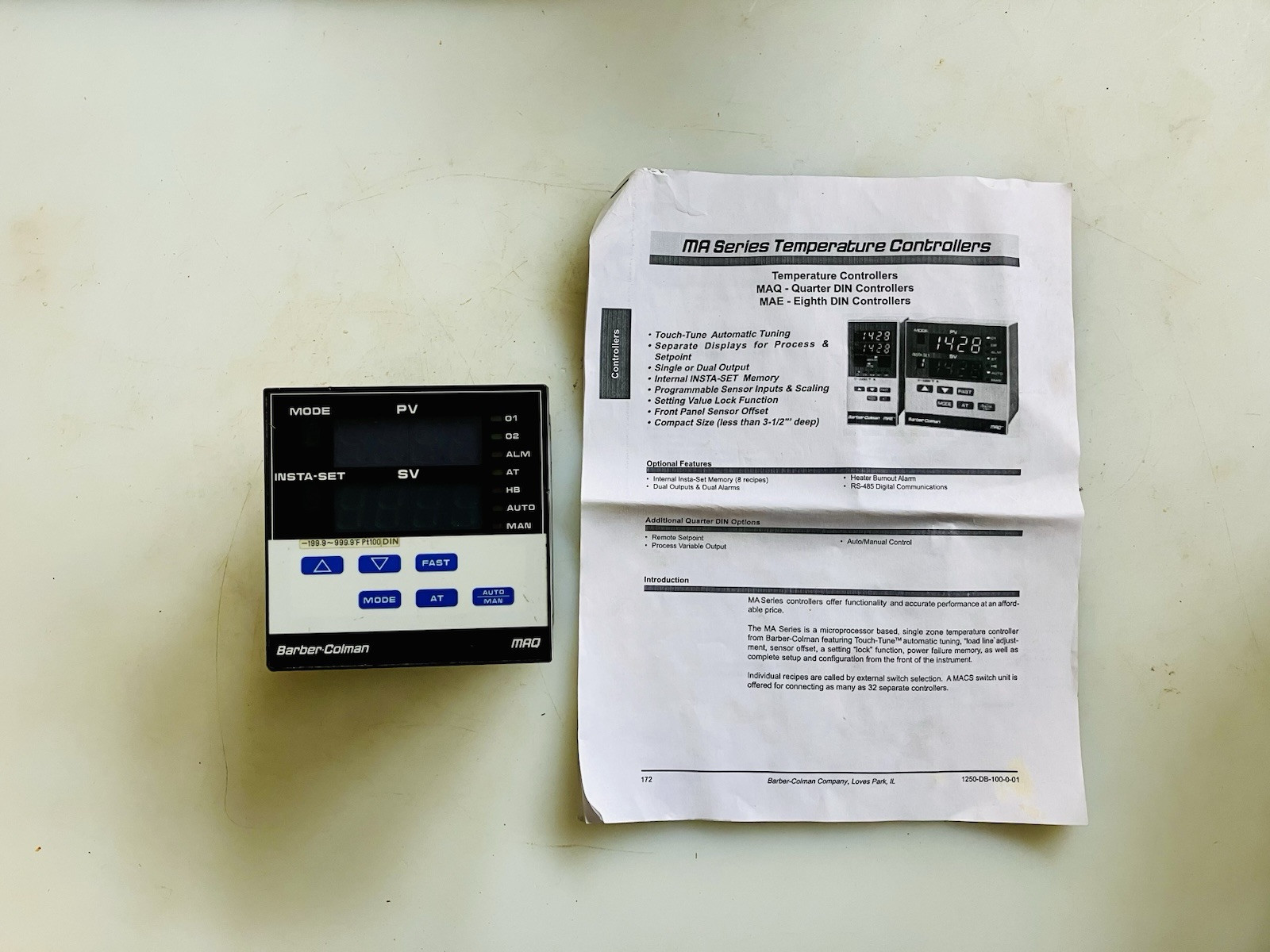 Barber-Colman MAQ3-03201-000-0-00 Temperature Controller