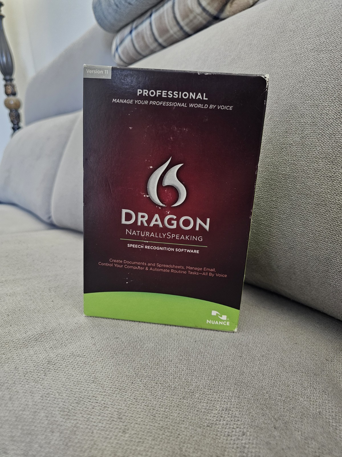 Nuance Dragon NaturallySpeaking Professional Version 11