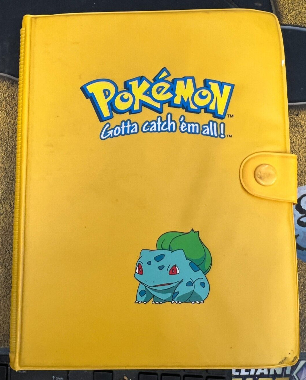 Pokemon 1999 Yellow Bulbasaur 4 Pocket Binder Vintage Rare - Used