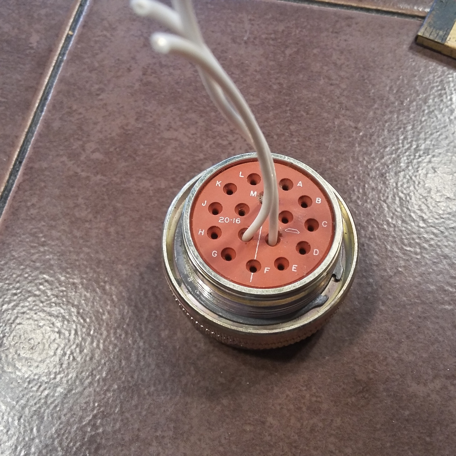 Bendix JT06RE-20-16S Connector