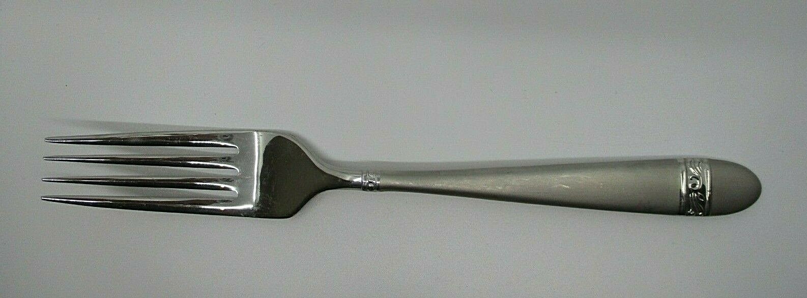 LENOX STAINLESS INNOCENCE FROSTED DINNER FORK - 8 3/8" - 05O