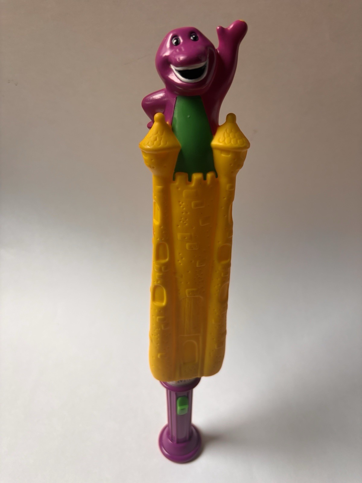 💜Vintage 1999 Barney's Musical Castle Flashlight Wand Light Up 15" LIGHT WORKS