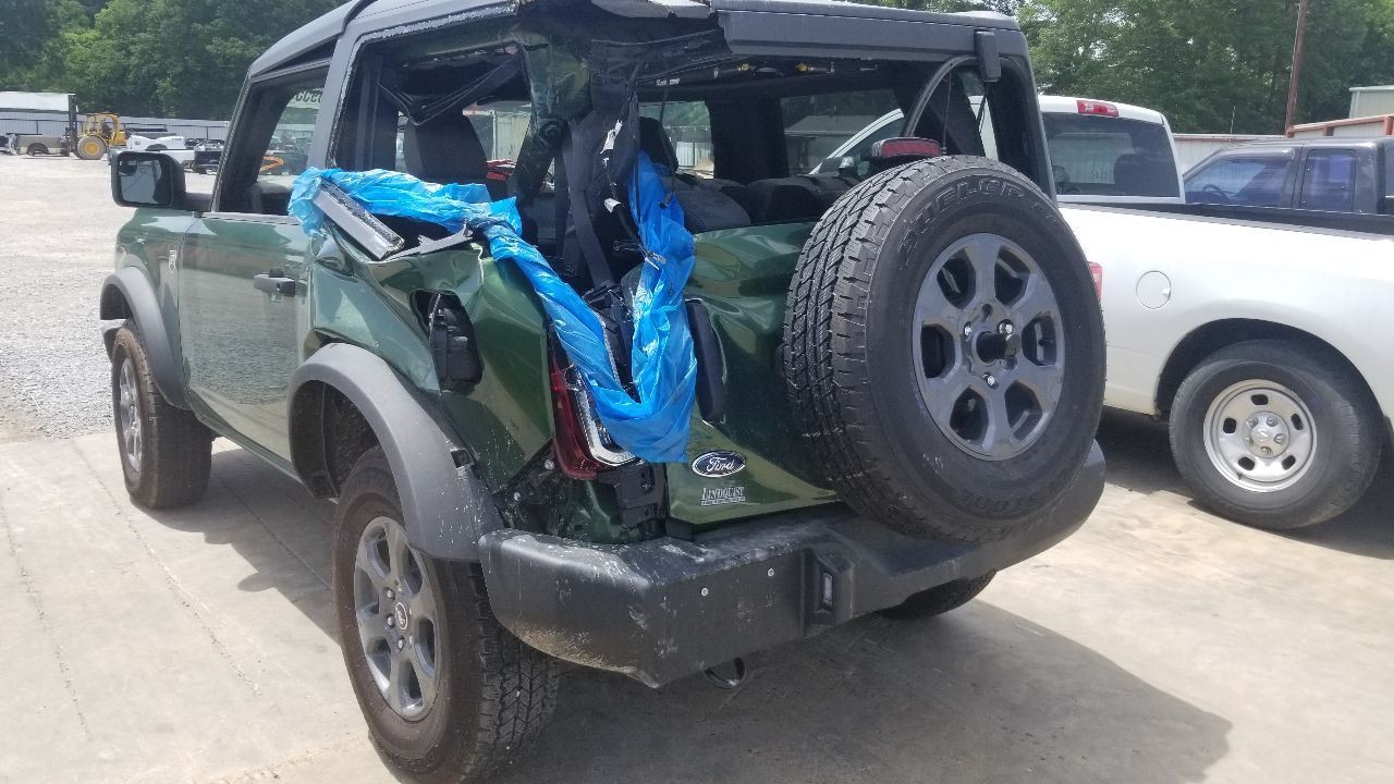 24 FORD BRONCO LOWER AIR SHUTTER 2.3L WITHOUT ADAPTIVE CRUISE