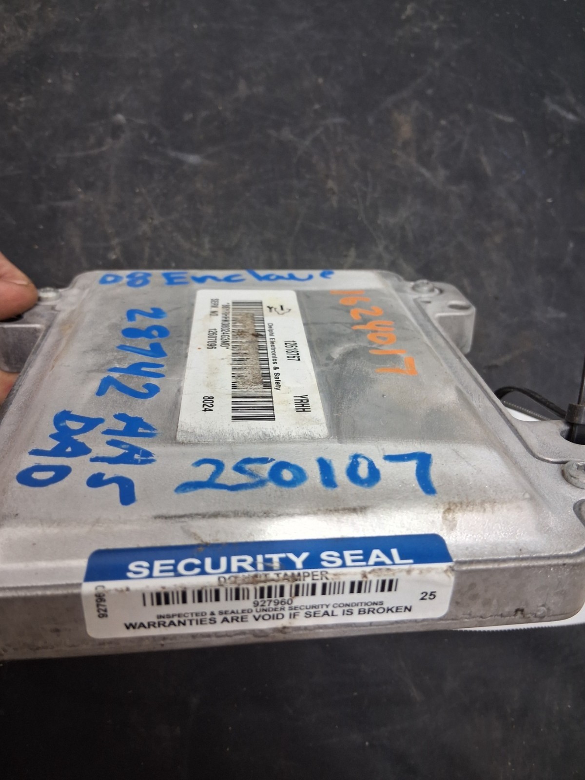 BUICK ENCLAVE Engine Brain Box Electronic Control Module; (behind fan shroud),