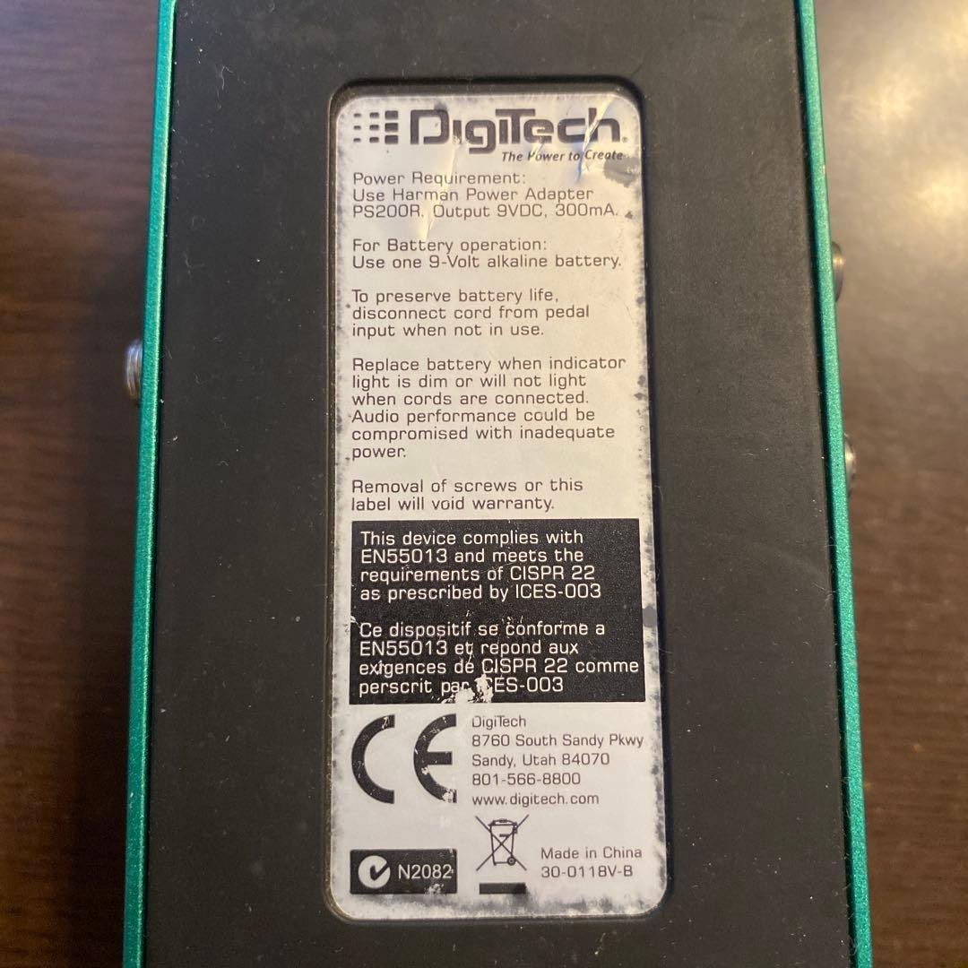 DigiTech BASS SYNTH WAH bass effector