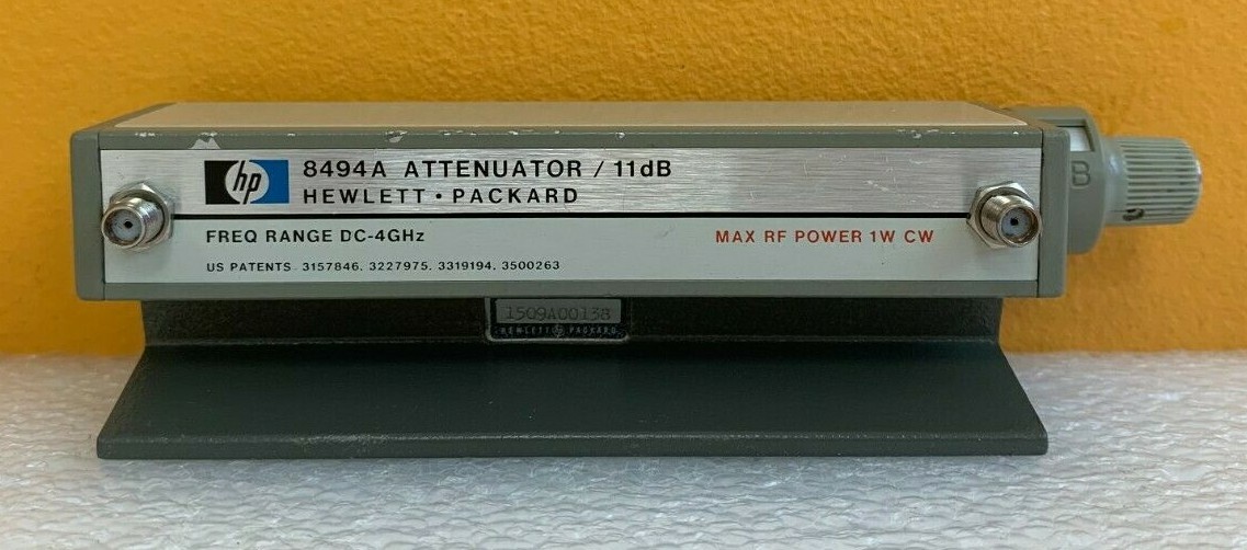HP 8494A-002 DC to 4 GHz, 0 to 11 dB, SMA (F-F) Step Attenuator + Stand. Tested!
