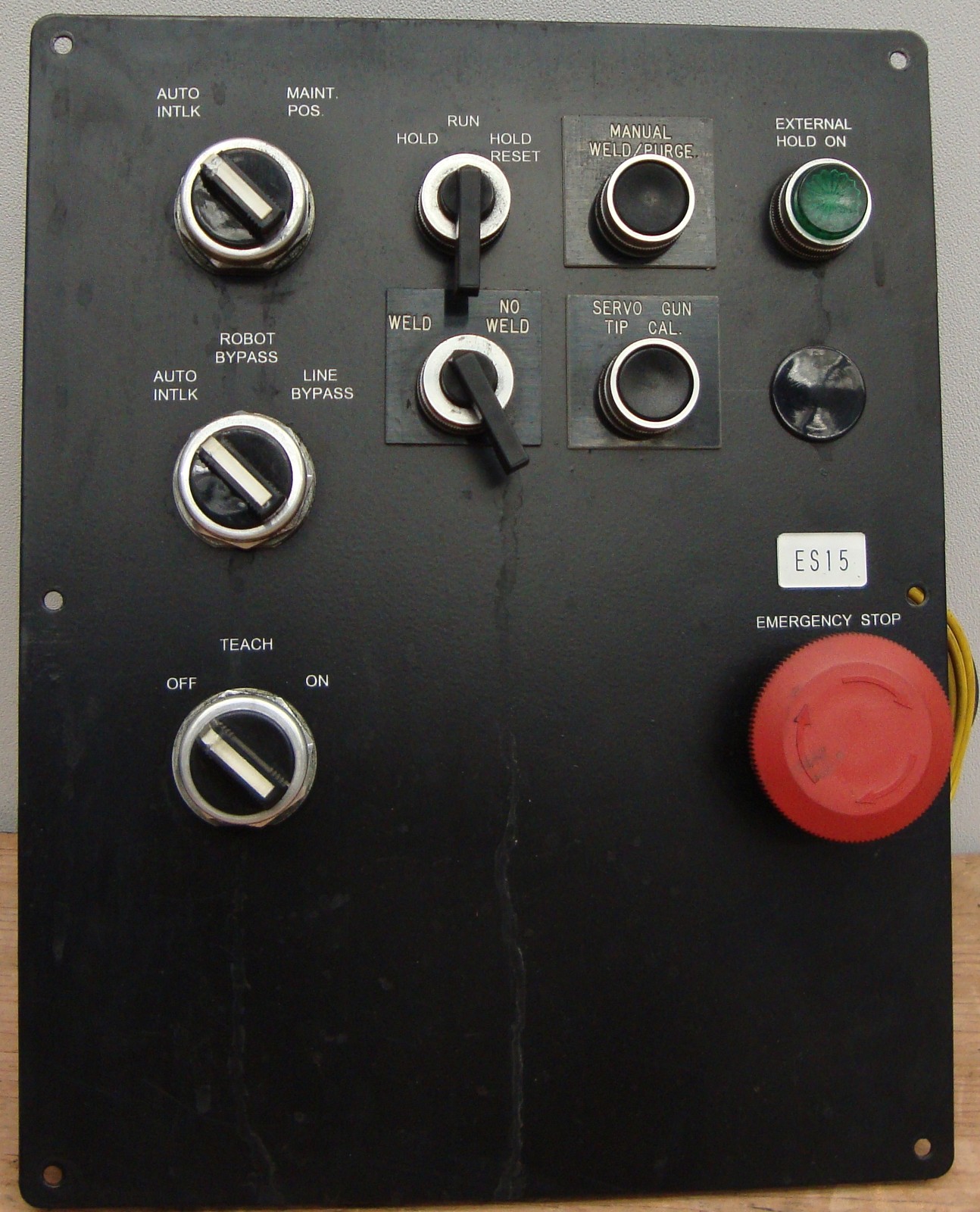 #SLS1F573 KAWASAKI Robot Operator Panel  2X200SFC32 MFG No. L0064 12437SLF