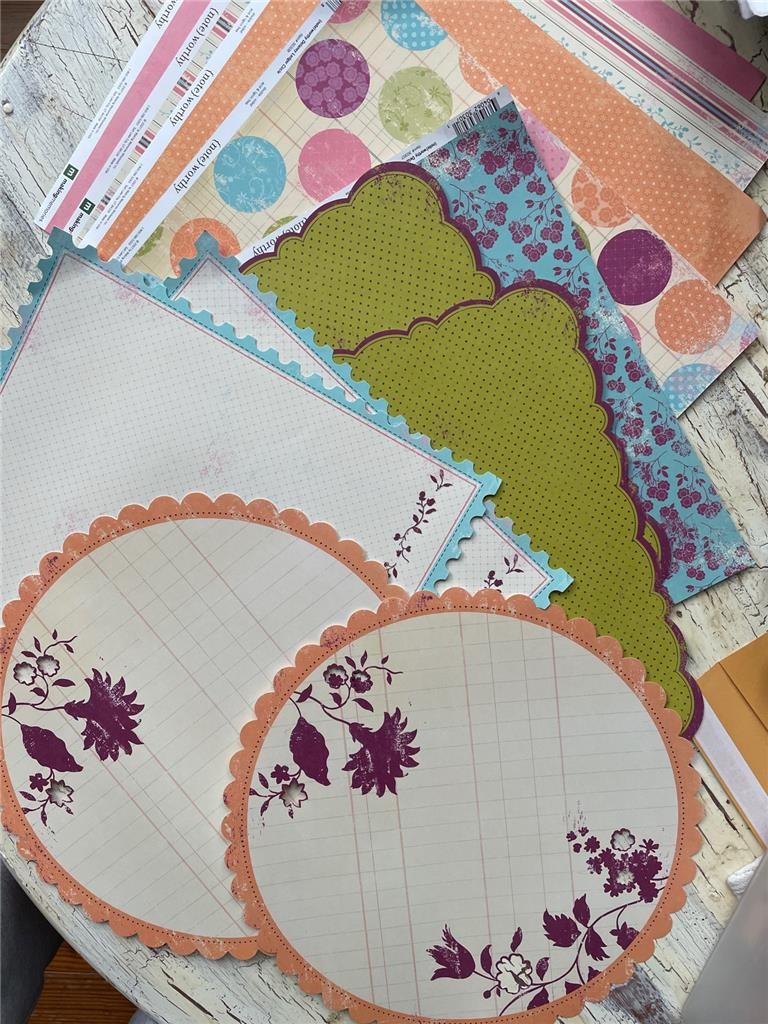 new vintage MAKING MEMORIES (NOTE)WORTHY DELANEY  HEAVY PAPER 12X12 DIE CUTS