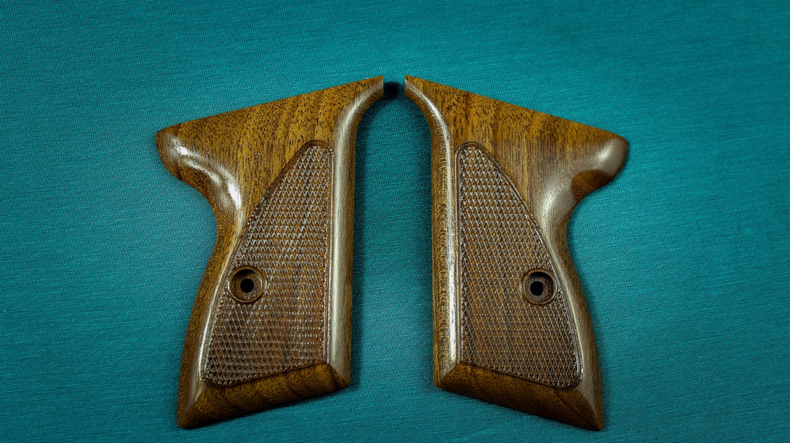 Grips for Mauser HSC - Walnut wood - Fully handmade - Authentic