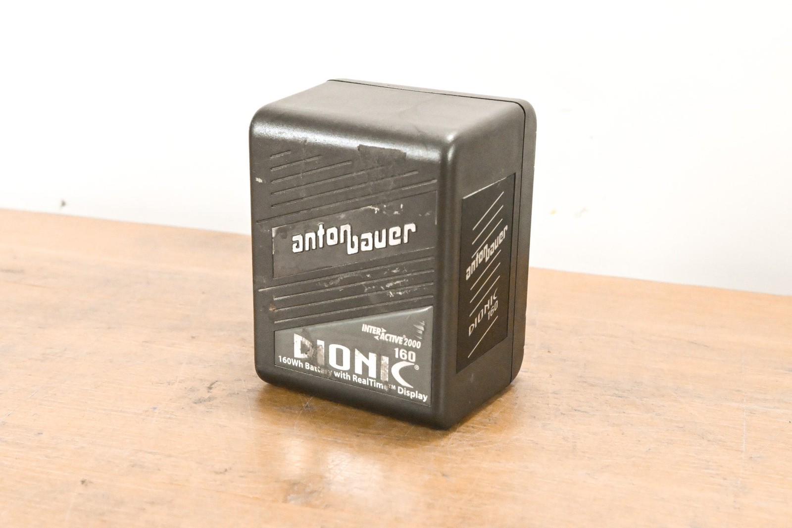 Anton Bauer Dionic 160 Interactive 2000 160Wh Gold-Mount Battery CG011HD