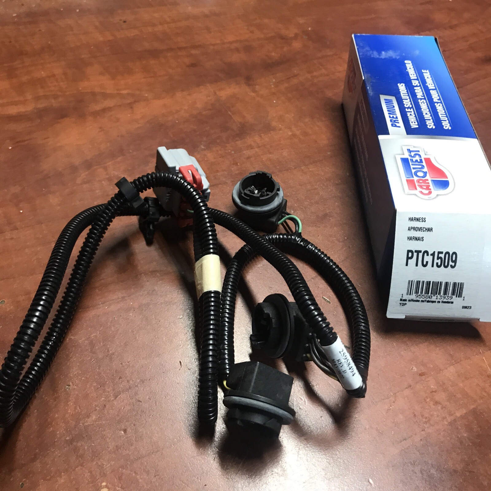 New Genuine Parts CARQUEST PTC1509 Tail Light Harness 25958494