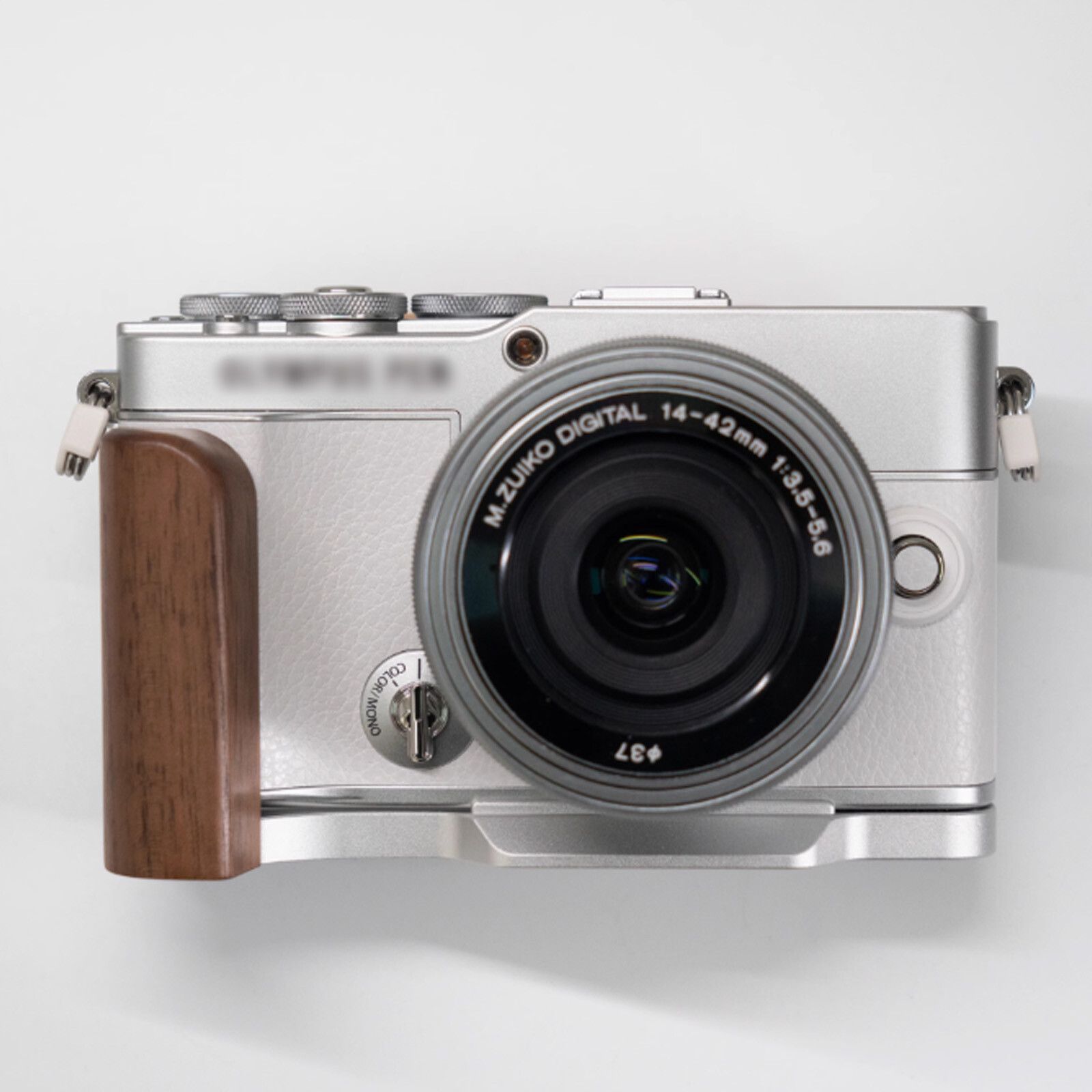 Wood Hand Grip L Plate Bracket Clamp Tripod Quick Release Base for Olympus E-P7