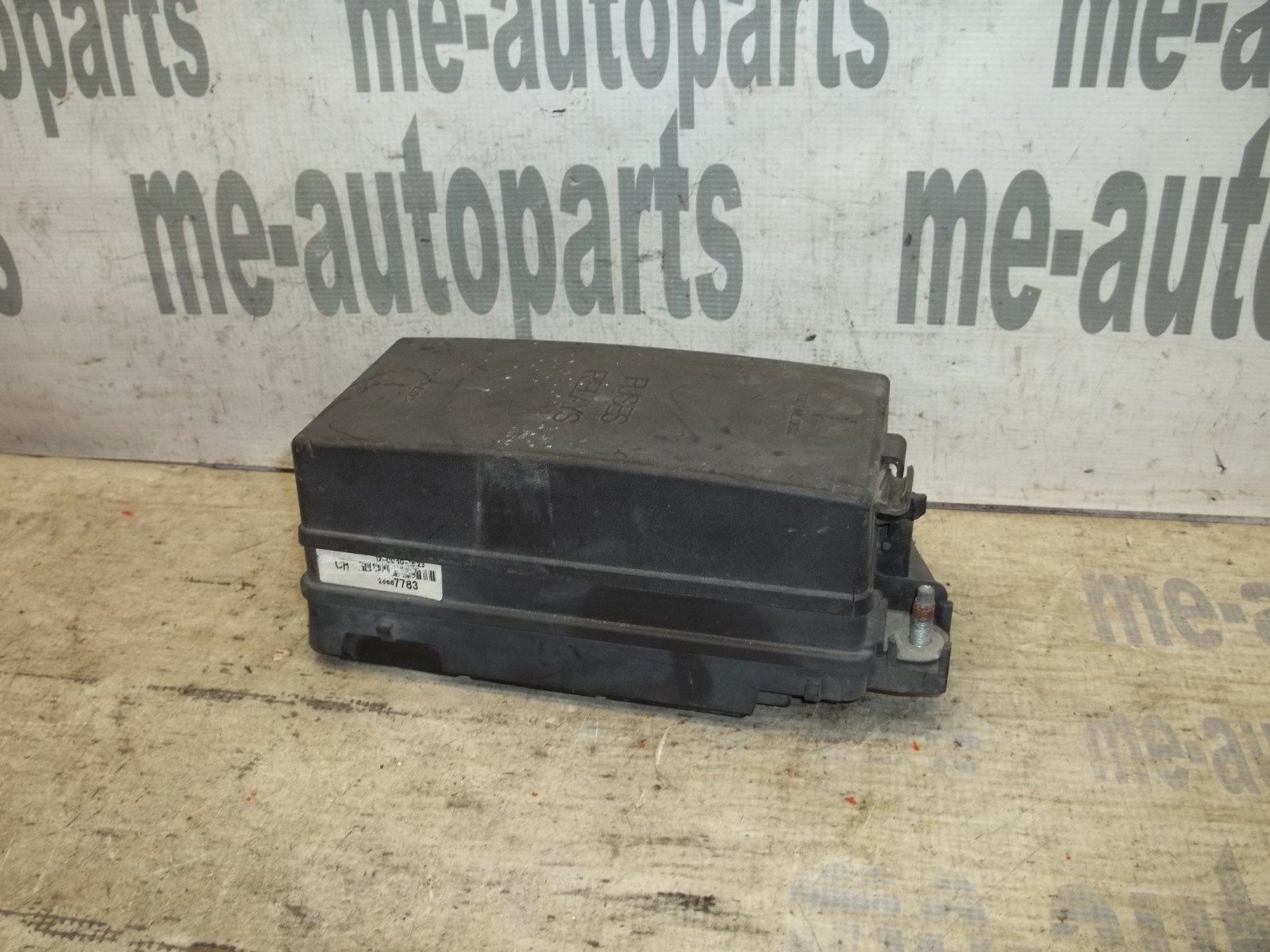 2000-2005 Cadillac Deville OEM Factory Fuse And Relay Block Box -- 25687783 Ch