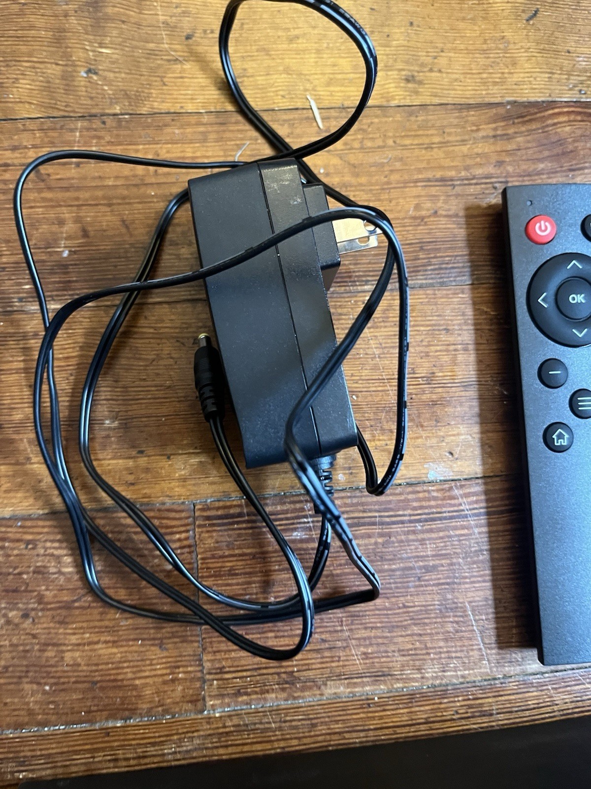 FATORK D042 Mini Projector DLP