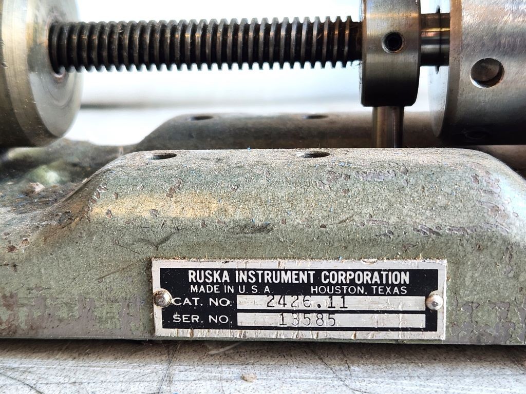 Ruska Instruments 2426.11 High-Precision Screw-Type Positive Displacement Pump