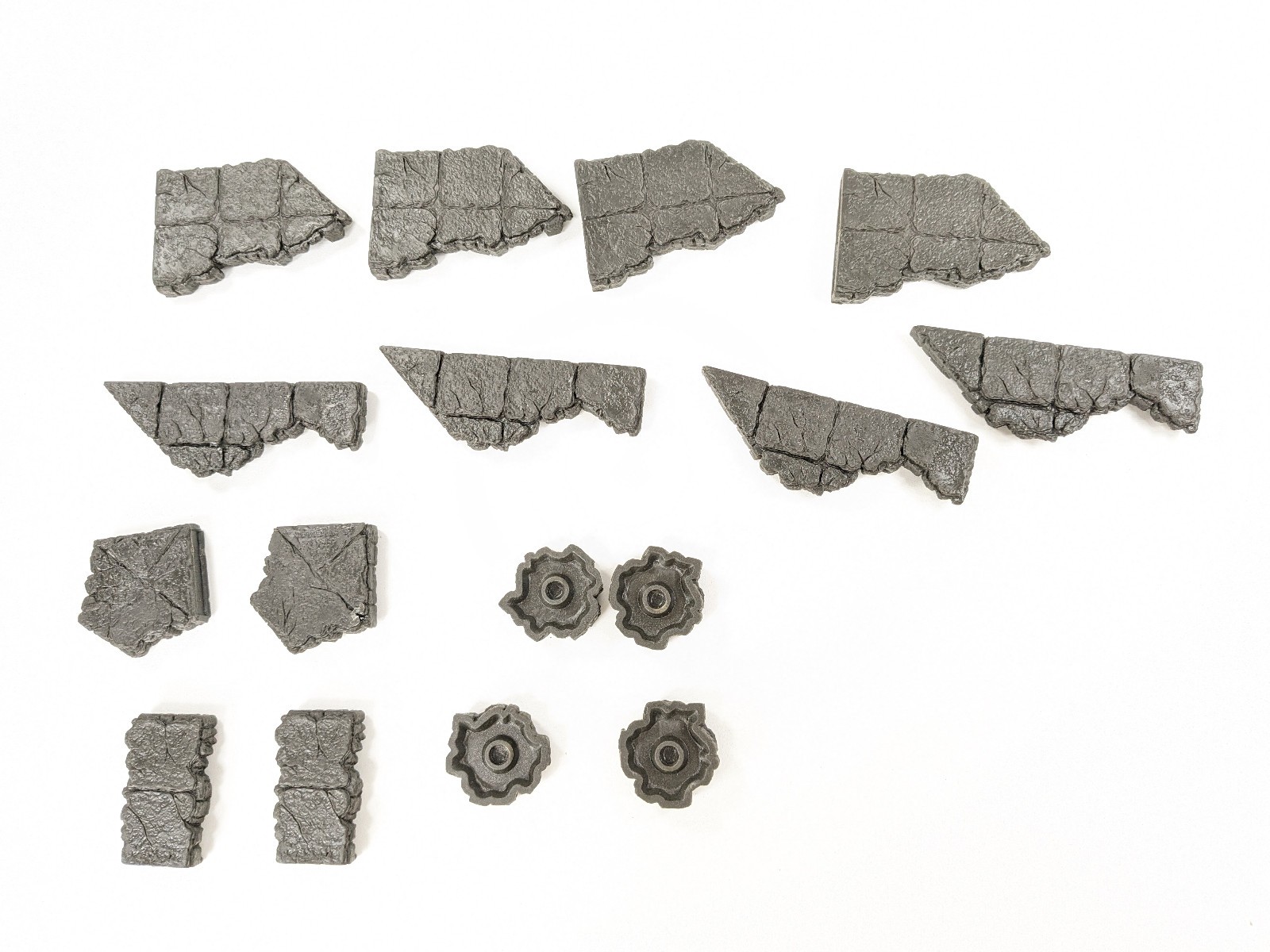 Dwarven Forge - Angled Ledges Add-On Pack (Black Unpainted)