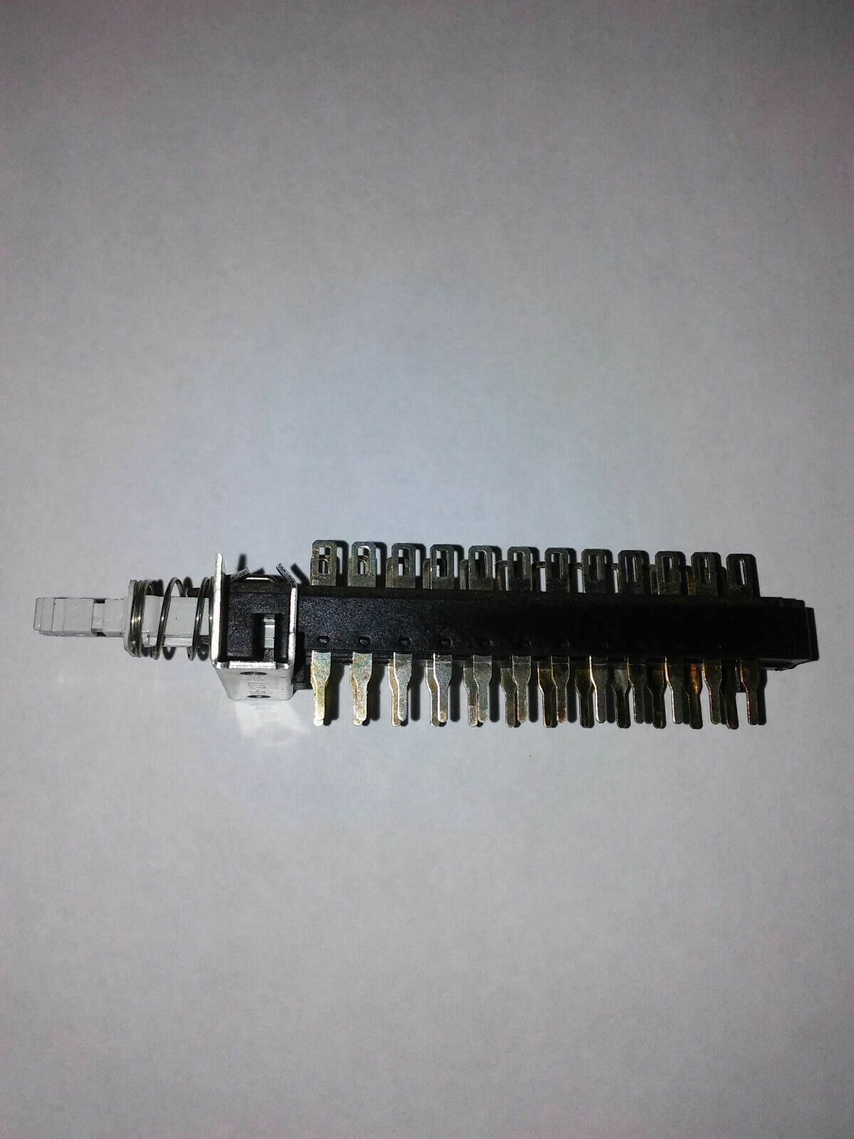 New TA8UEE 8 Pole 8PDT Latching (Push On, Push Off) Schadow Type Switch. ZE