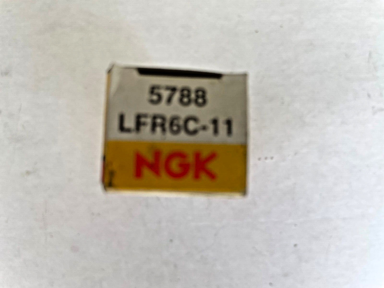 2 ~ NGK LFR6C-11 NGK / 5788 spark plugs